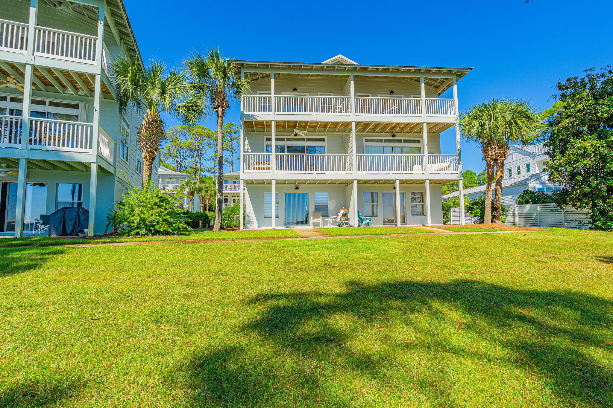 DUNE BREEZE VILLAS - Residential