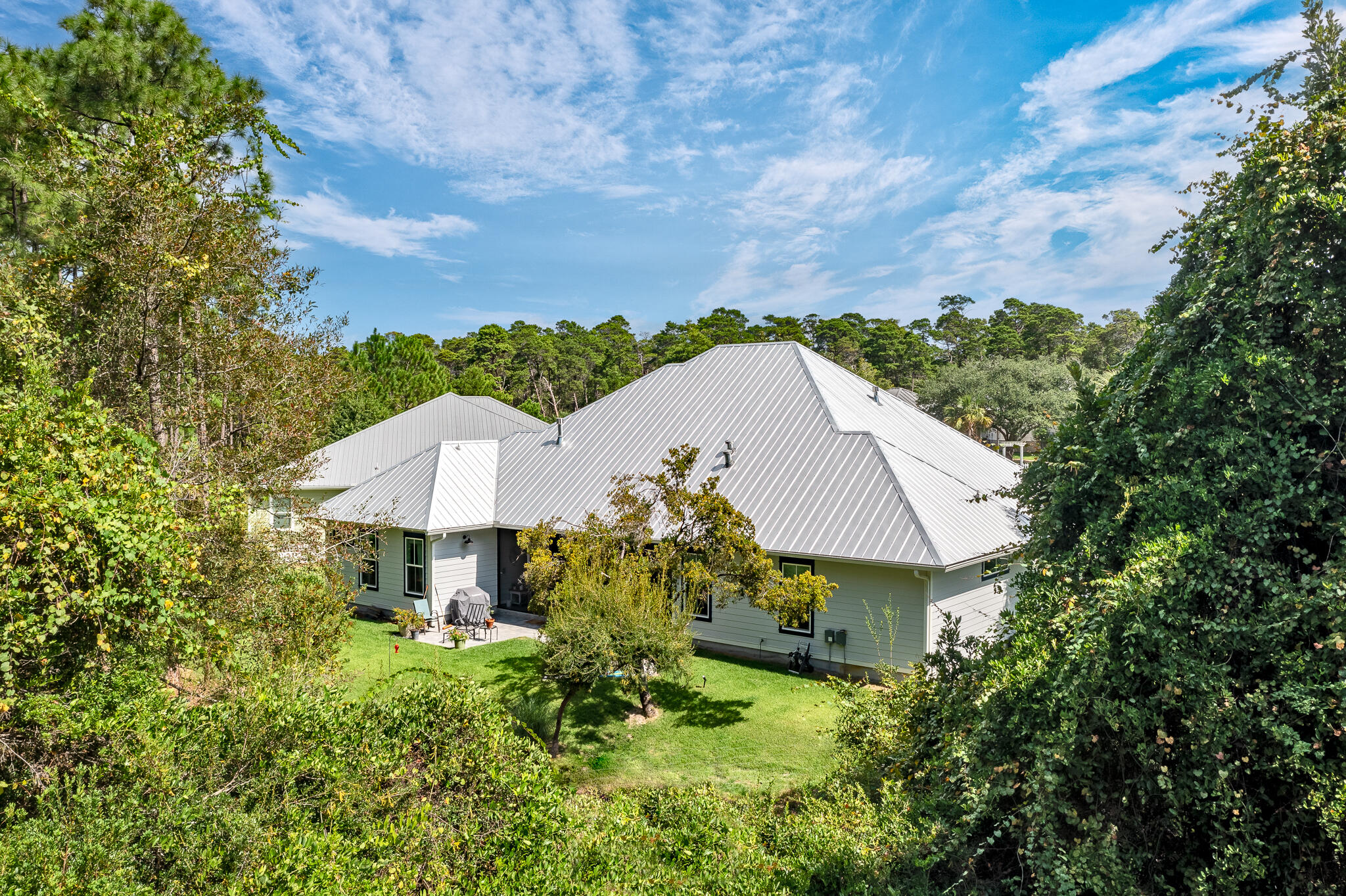 SEA DUNES - Residential