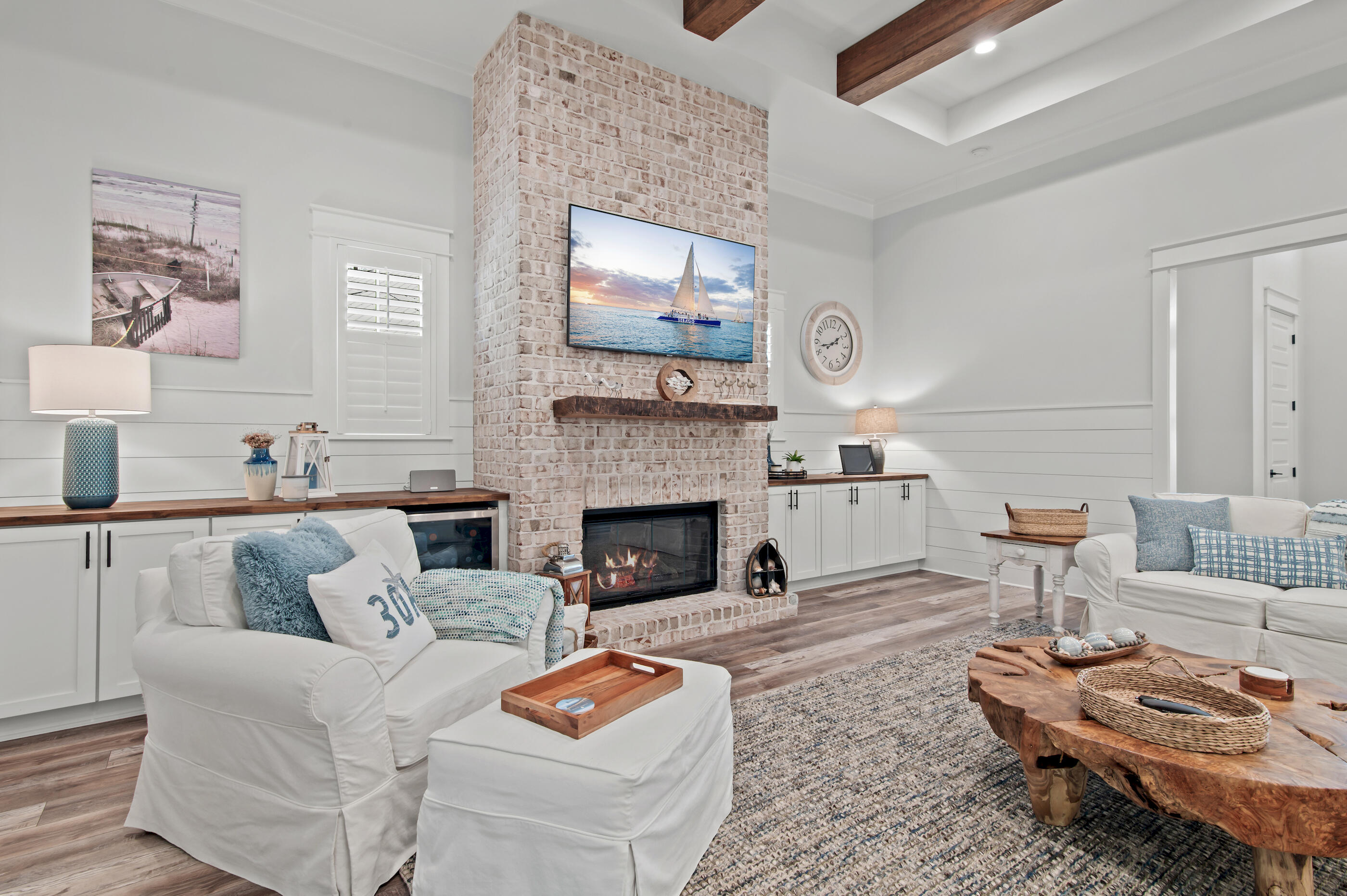 SEA DUNES - Residential