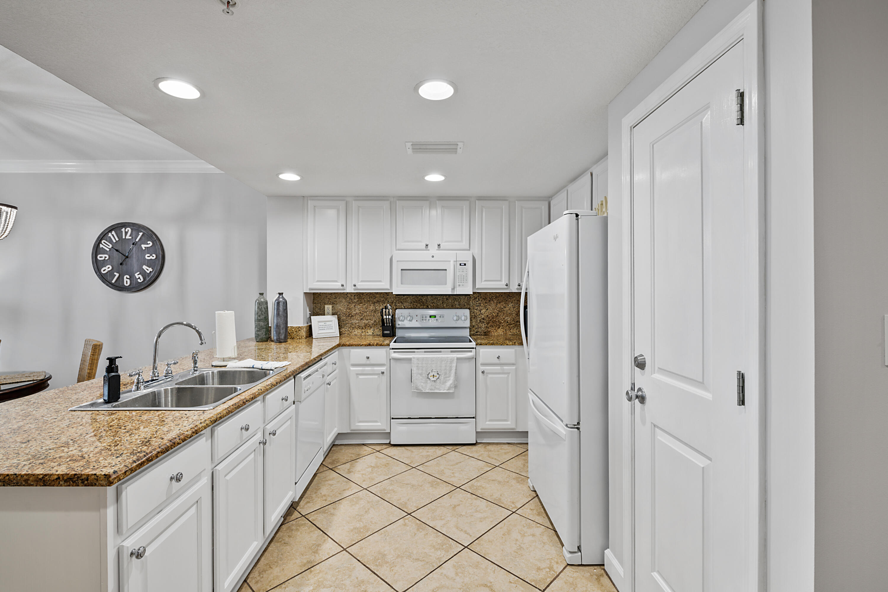 GRANDVIEW EAST - Residential