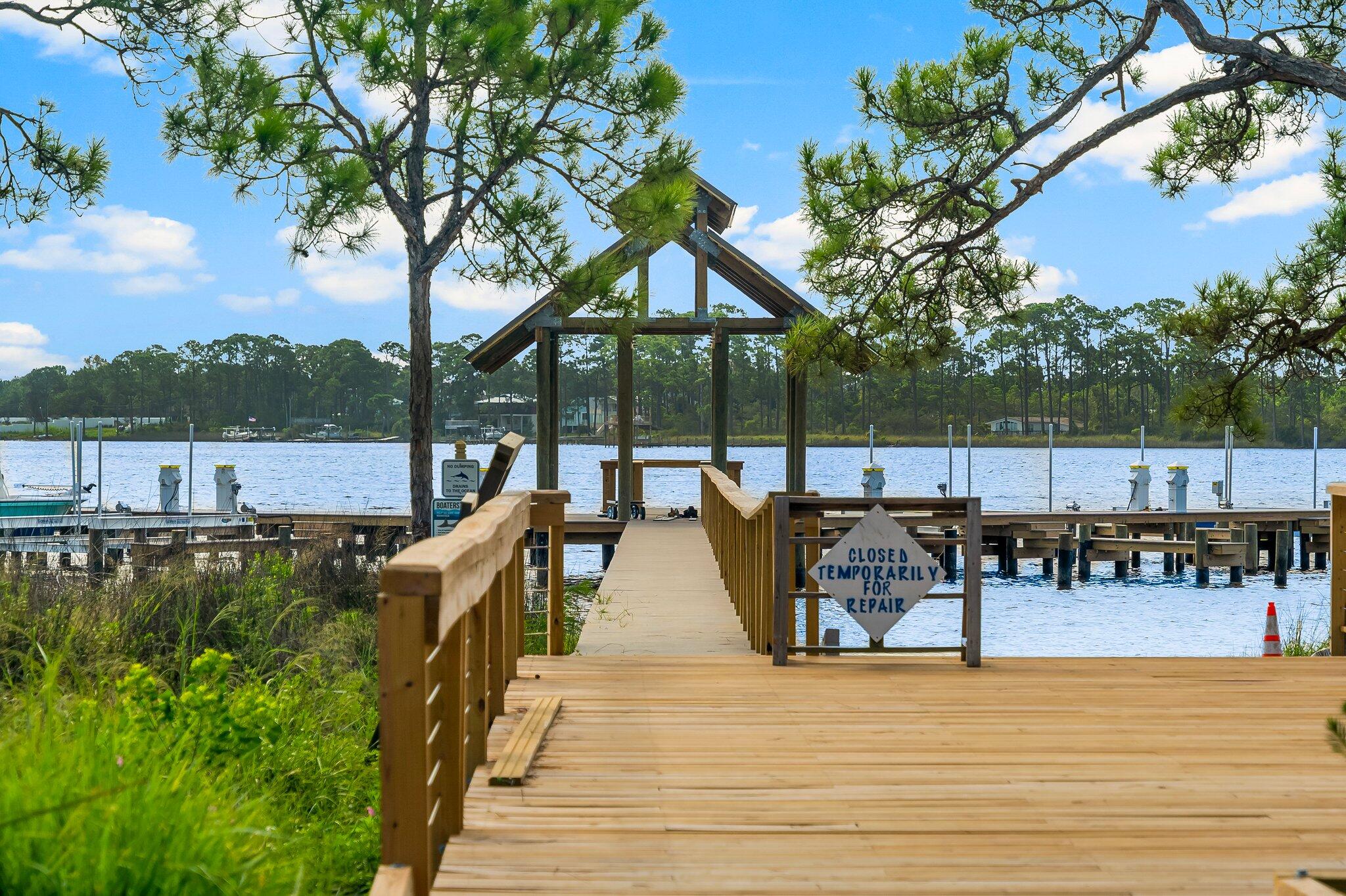 WILD HERON LAKESIDE LODGE - Residential