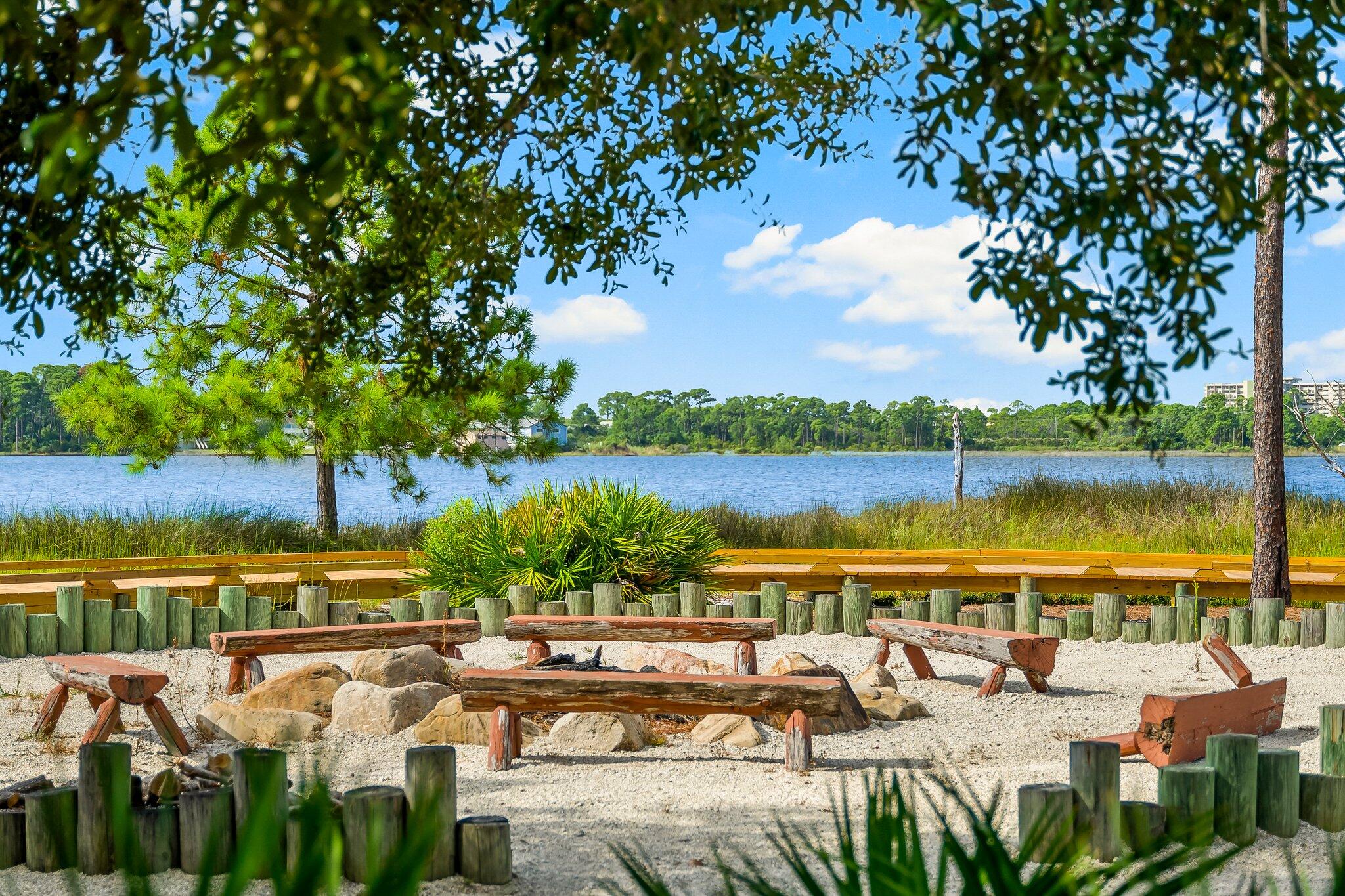 WILD HERON LAKESIDE LODGE - Residential