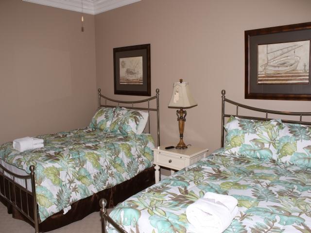 SUGAR BEACH T/H - Residential