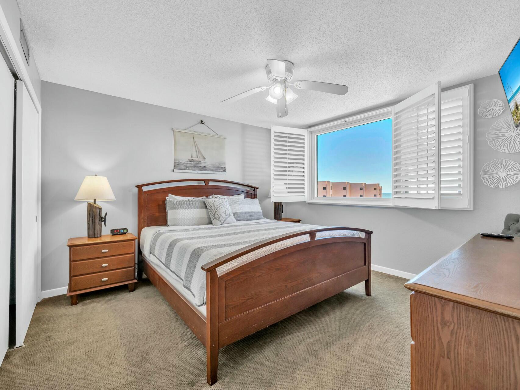 Islander unit 715 - Residential