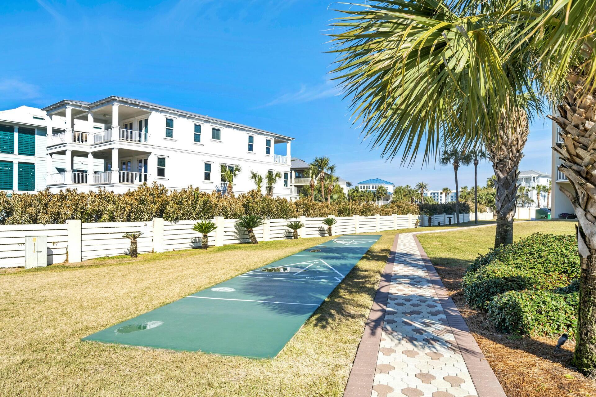Islander unit 715 - Residential