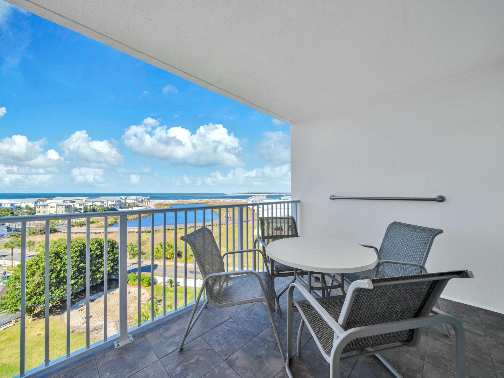 Islander unit 715 - Residential