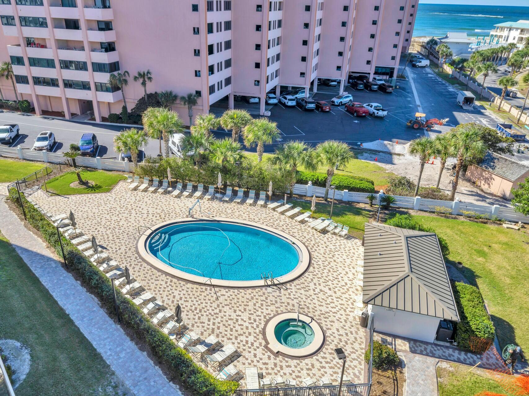 Islander unit 715 - Residential