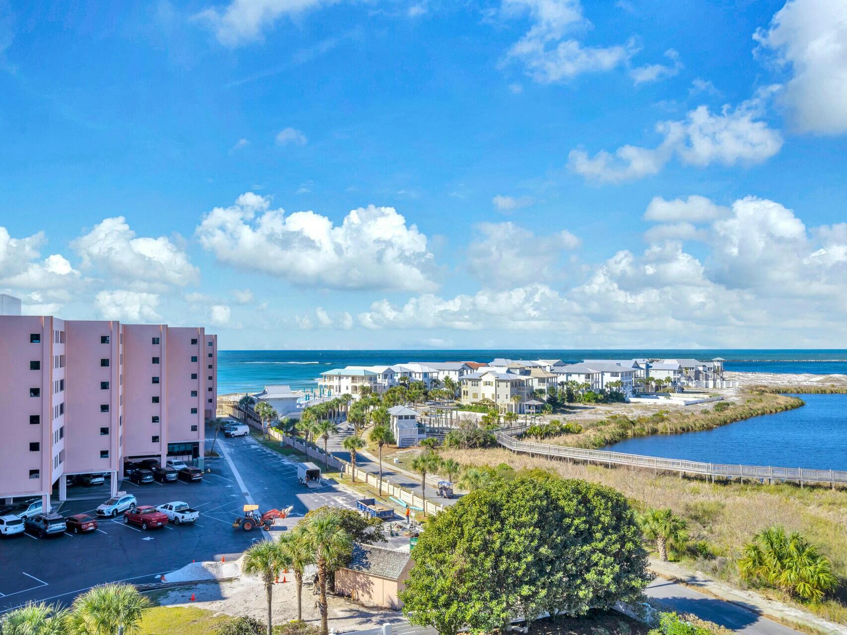 Islander unit 715 - Residential