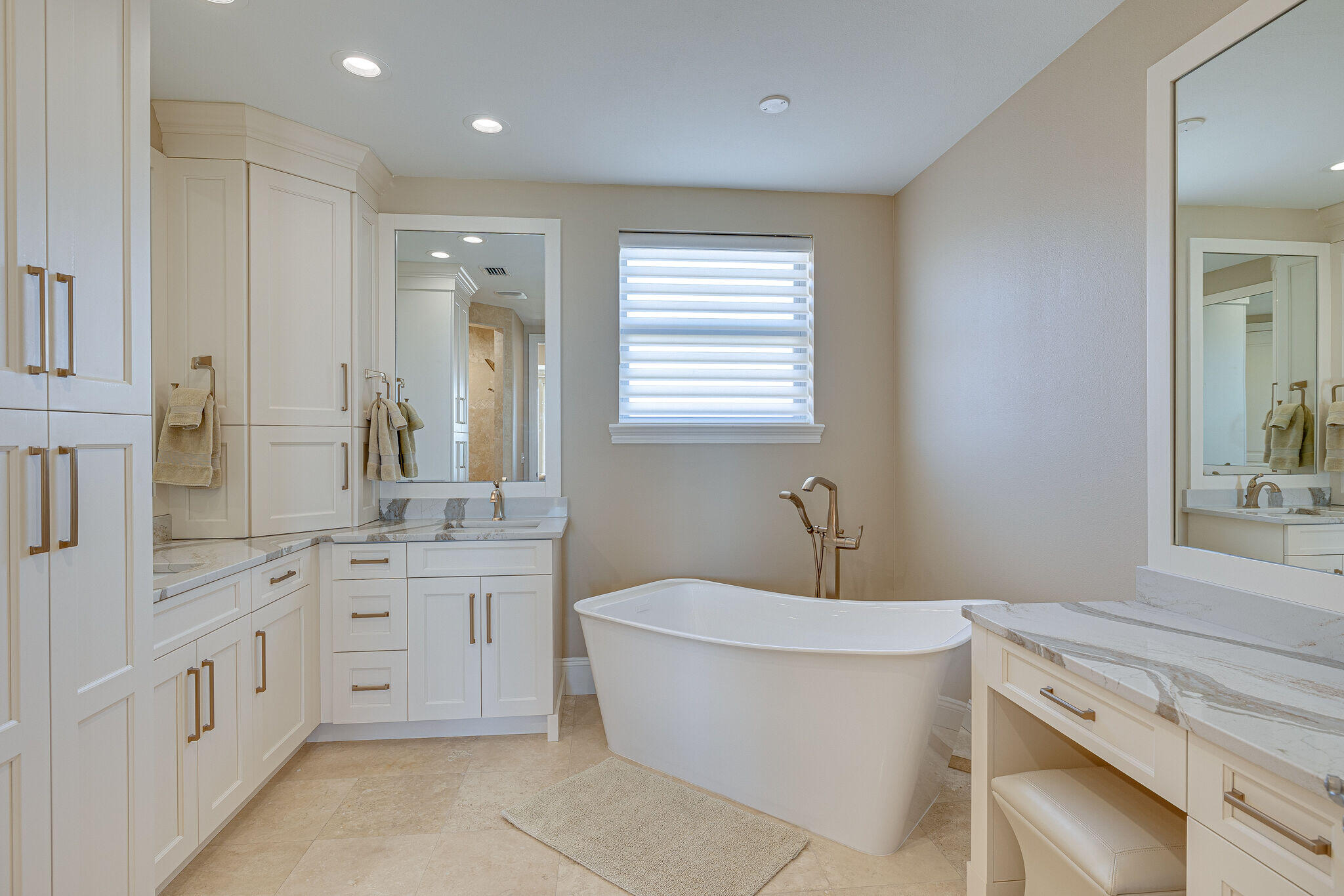 MEDITERRANEA - Residential