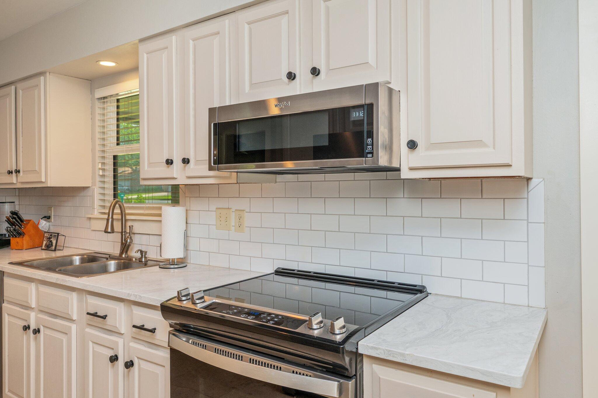 BLUEWATER BAY VILLAGE 1-B LOT 19 BLK B - Residential