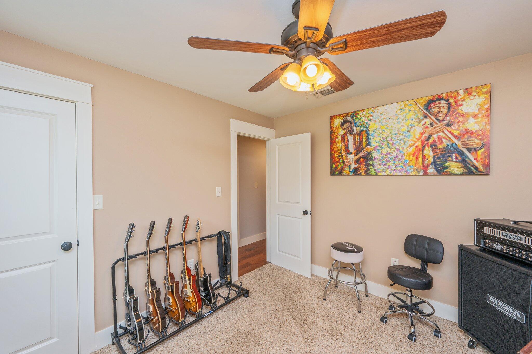 BLUEWATER BAY VILLAGE 1-B LOT 19 BLK B - Residential