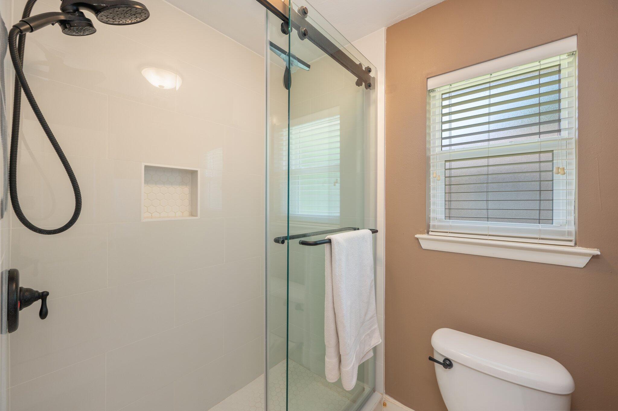 BLUEWATER BAY VILLAGE 1-B LOT 19 BLK B - Residential