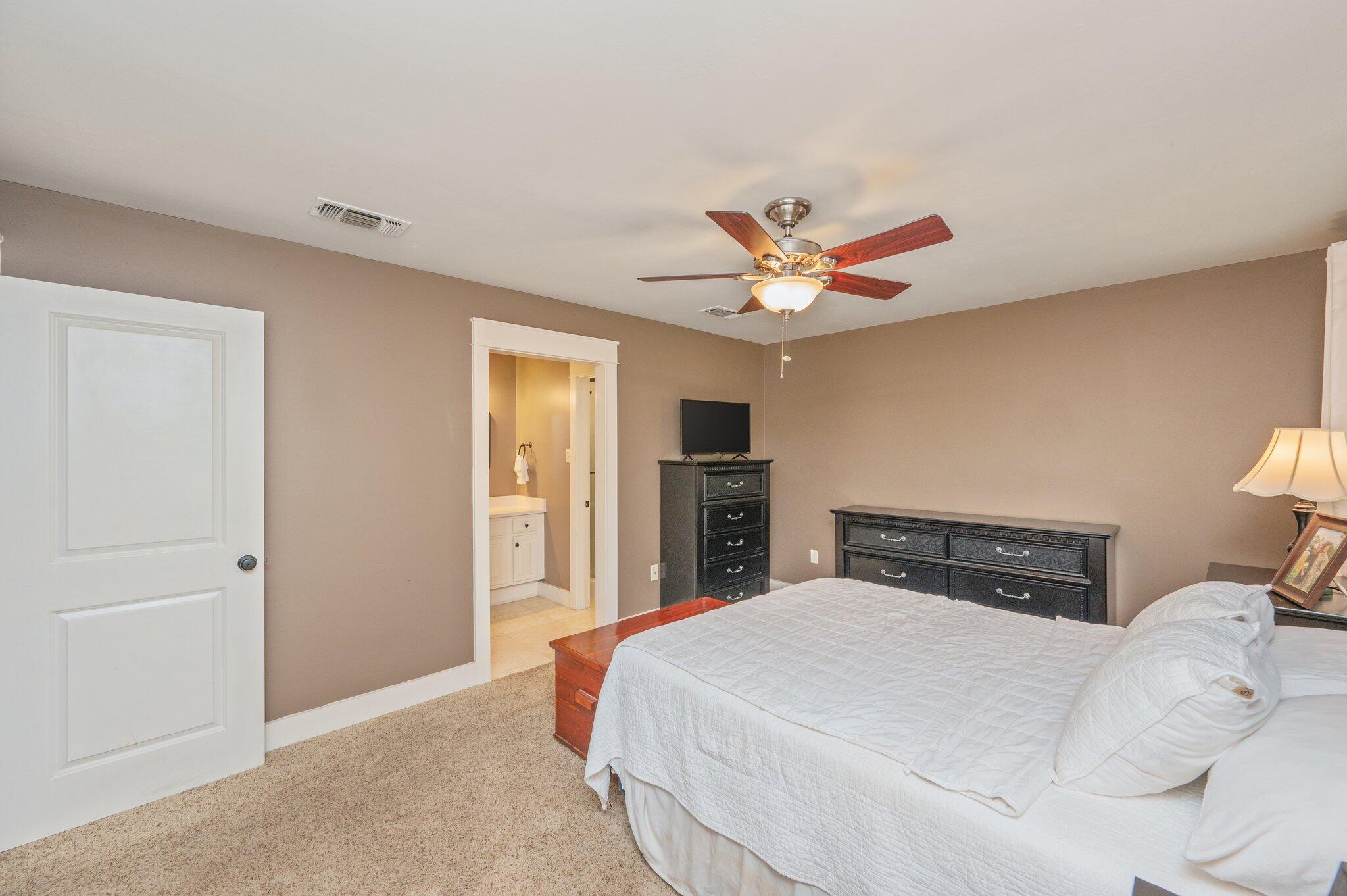 BLUEWATER BAY VILLAGE 1-B LOT 19 BLK B - Residential