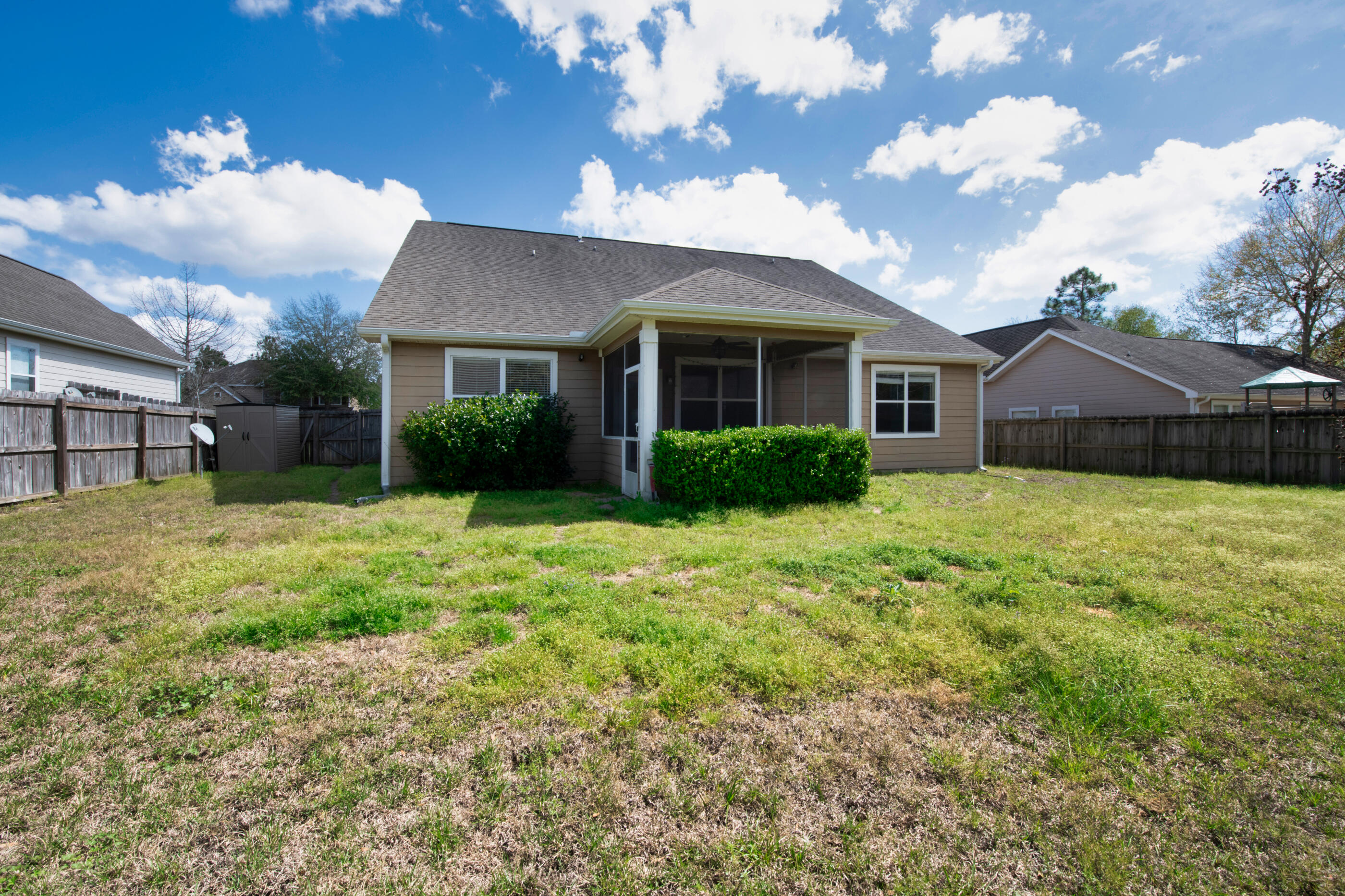 ROLLING RIDGE - Residential