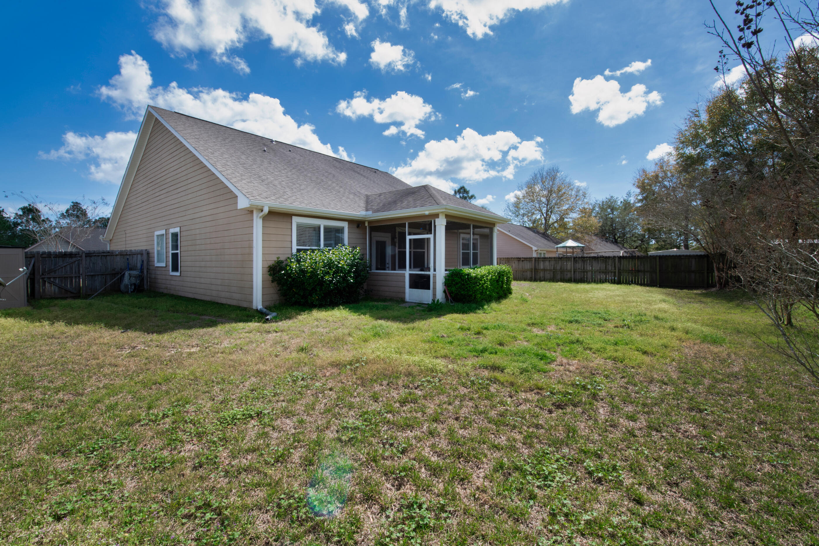 ROLLING RIDGE - Residential