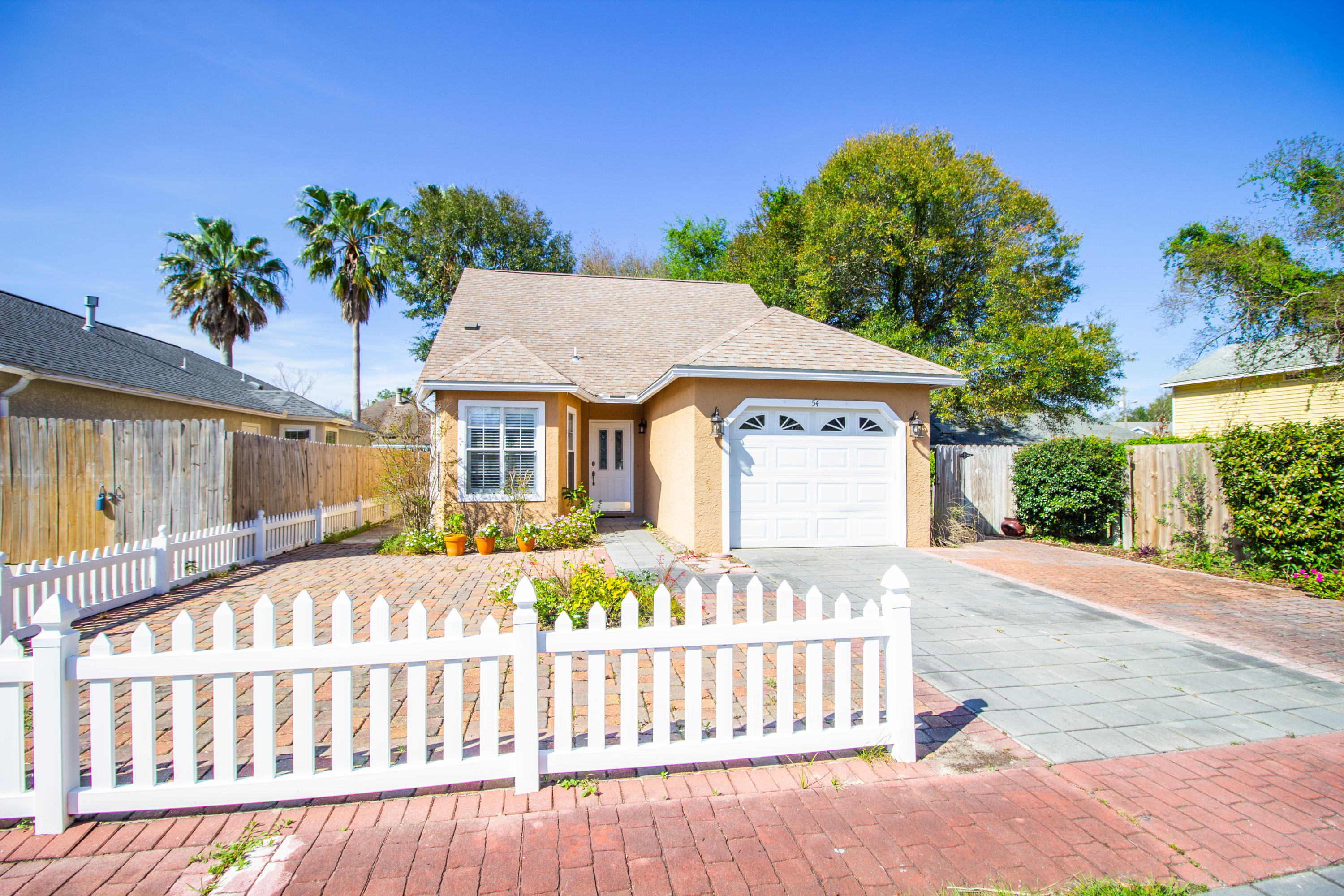ETRETAT VILLA - Residential