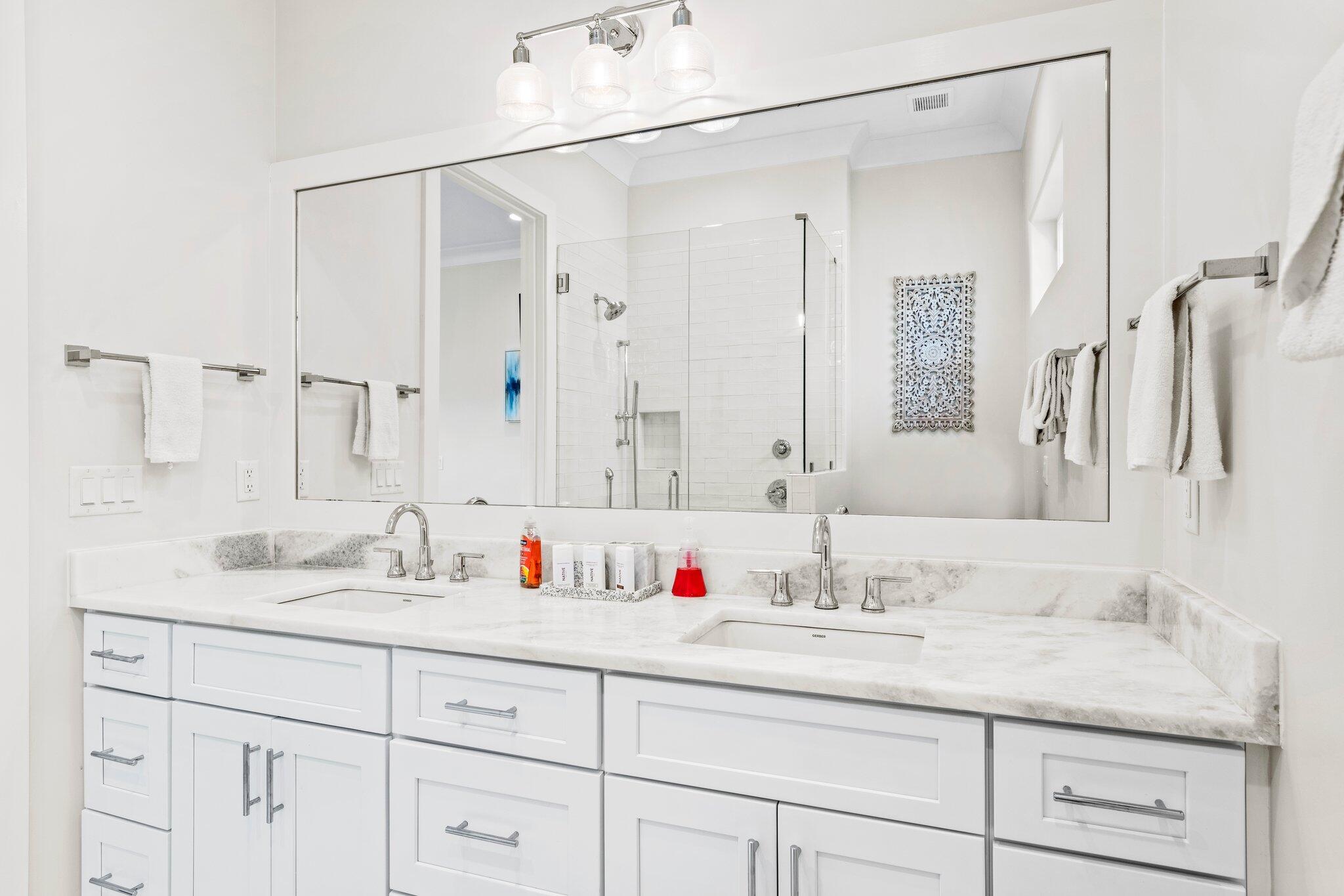 SUNSET KEY COTTAGES - Residential