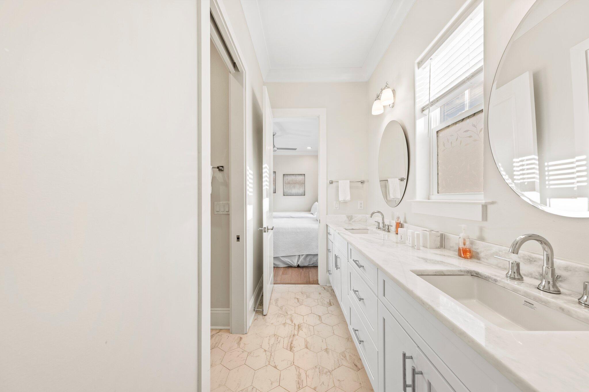 SUNSET KEY COTTAGES - Residential