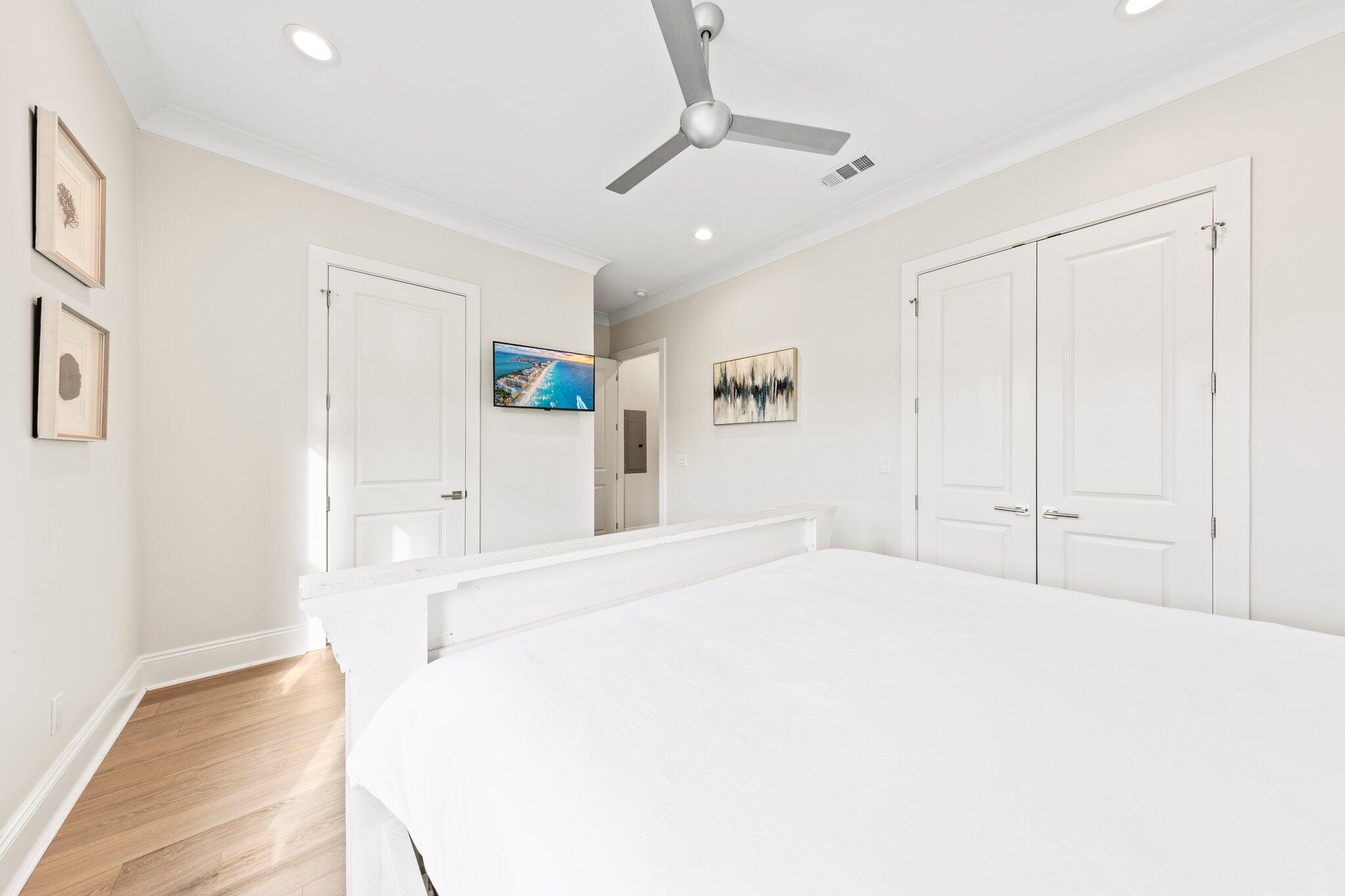 SUNSET KEY COTTAGES - Residential