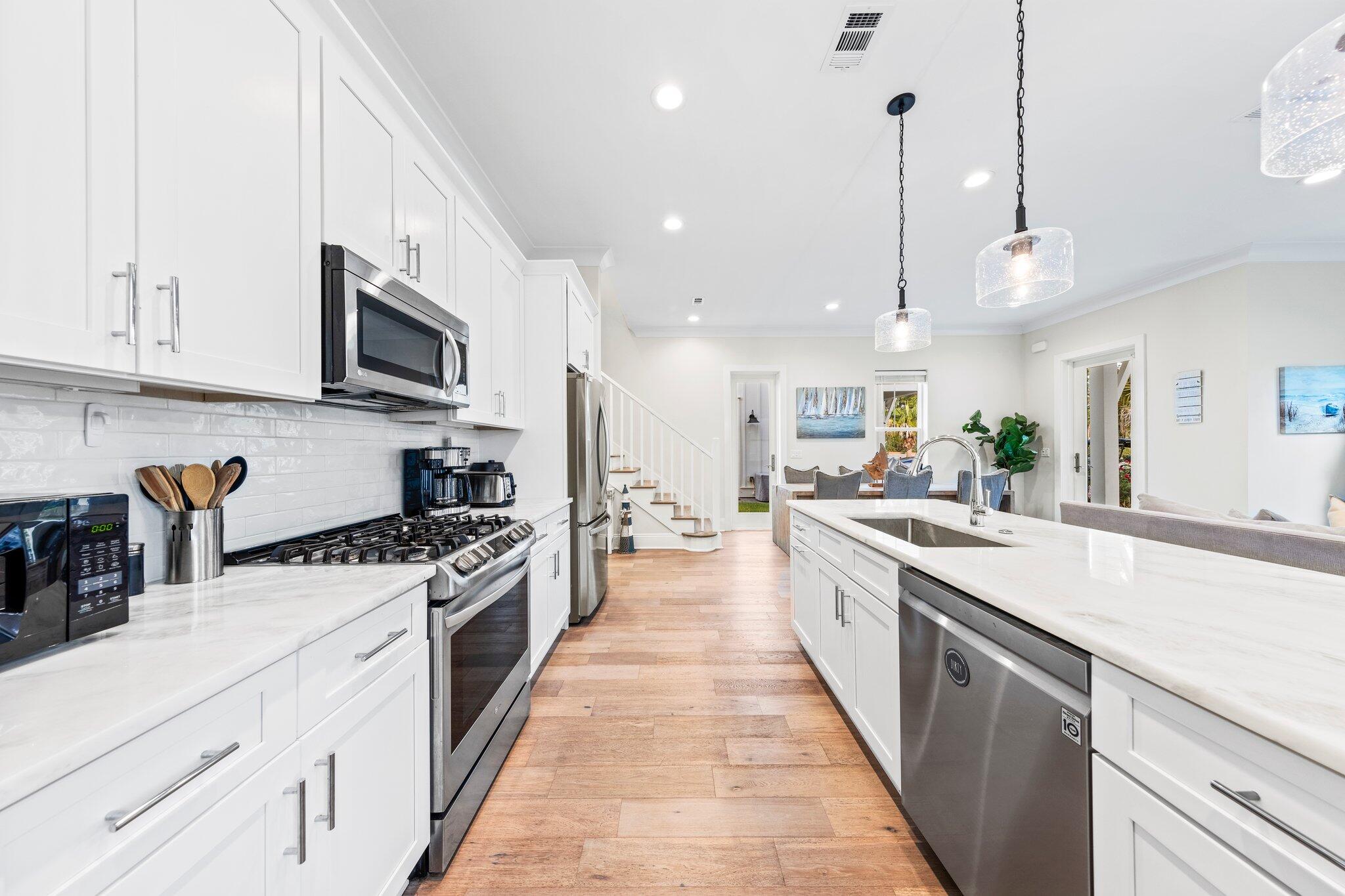 SUNSET KEY COTTAGES - Residential