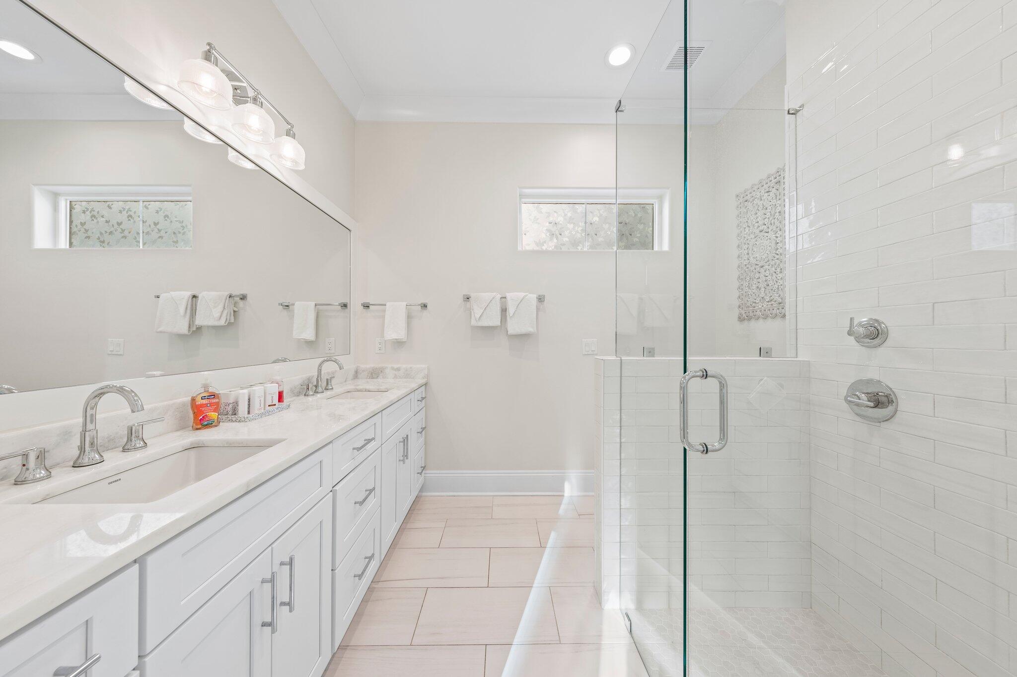 SUNSET KEY COTTAGES - Residential