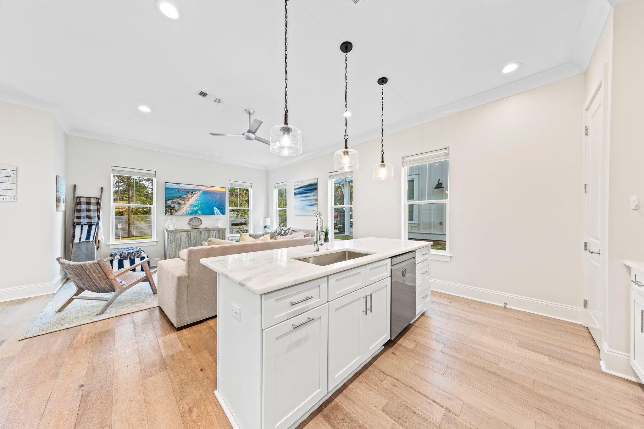 SUNSET KEY COTTAGES - Residential