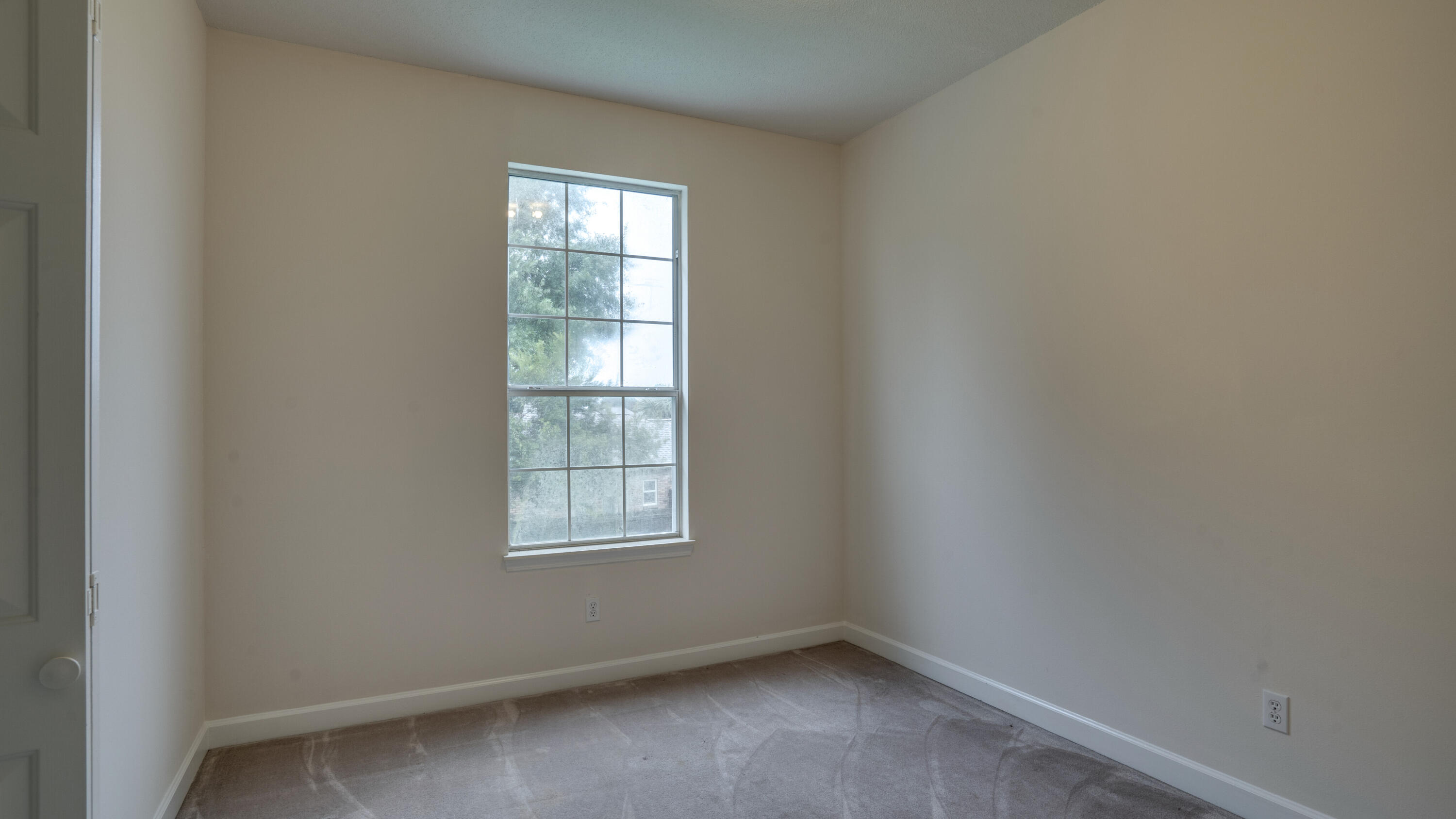 RIDGE WOOD MANOR - Residential