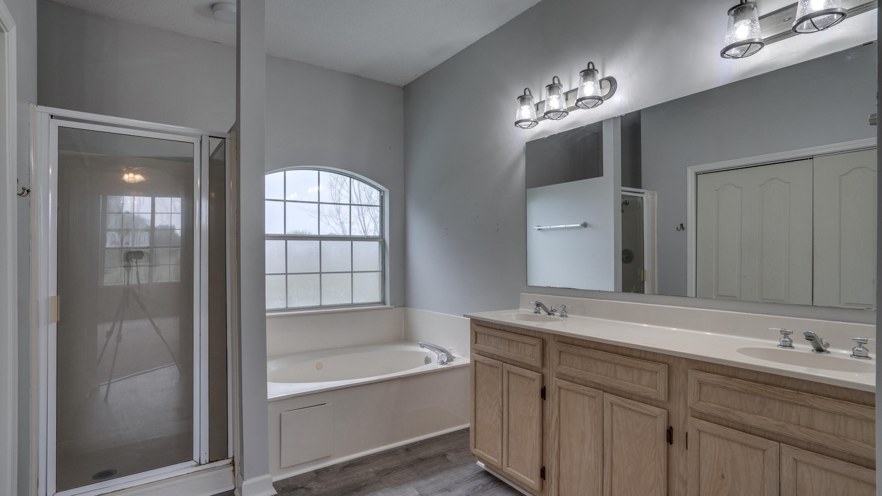 RIDGE WOOD MANOR - Residential