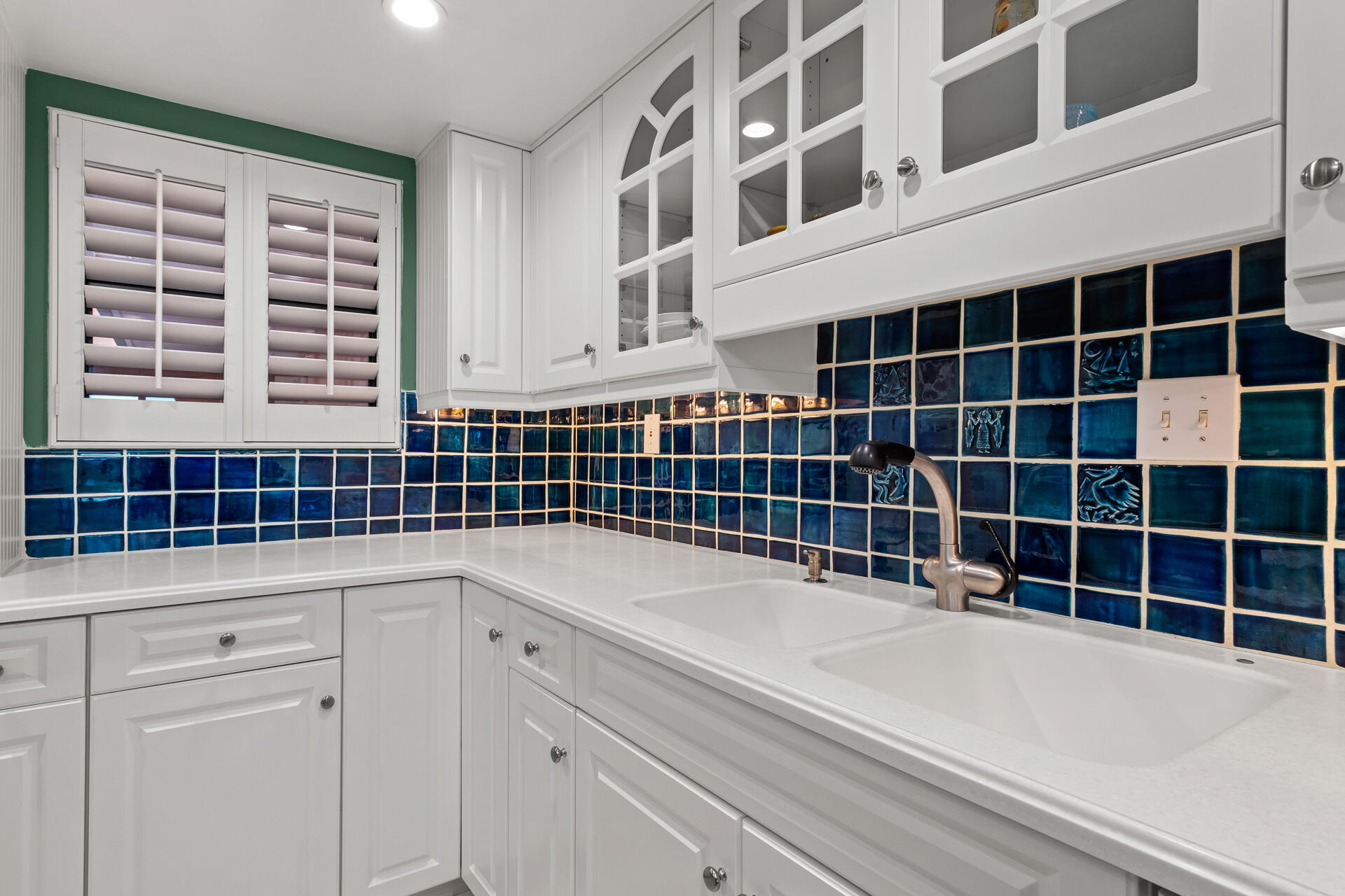 JETTY EAST CONDO - Residential