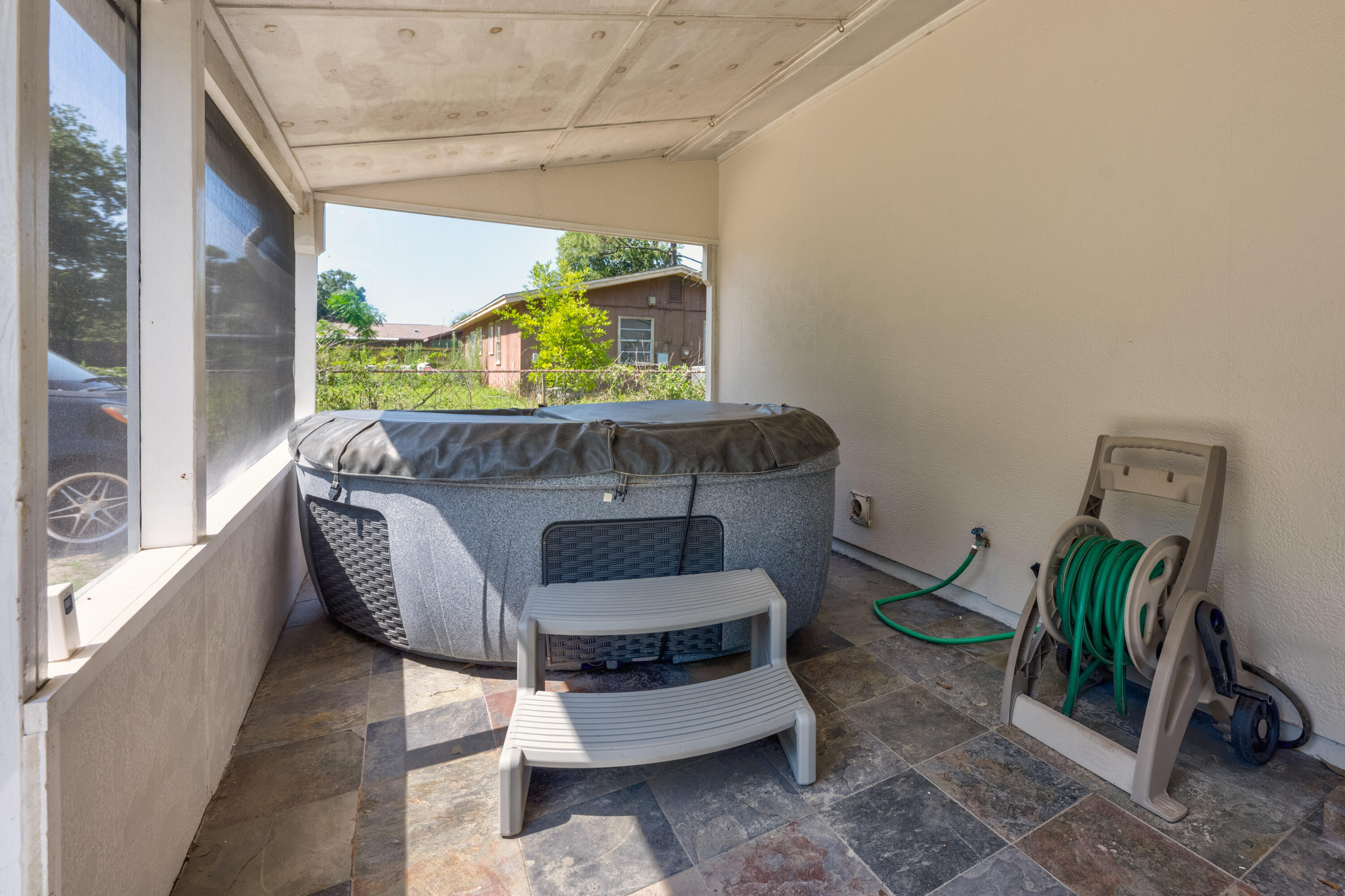 OAKLAND RESUB - Residential