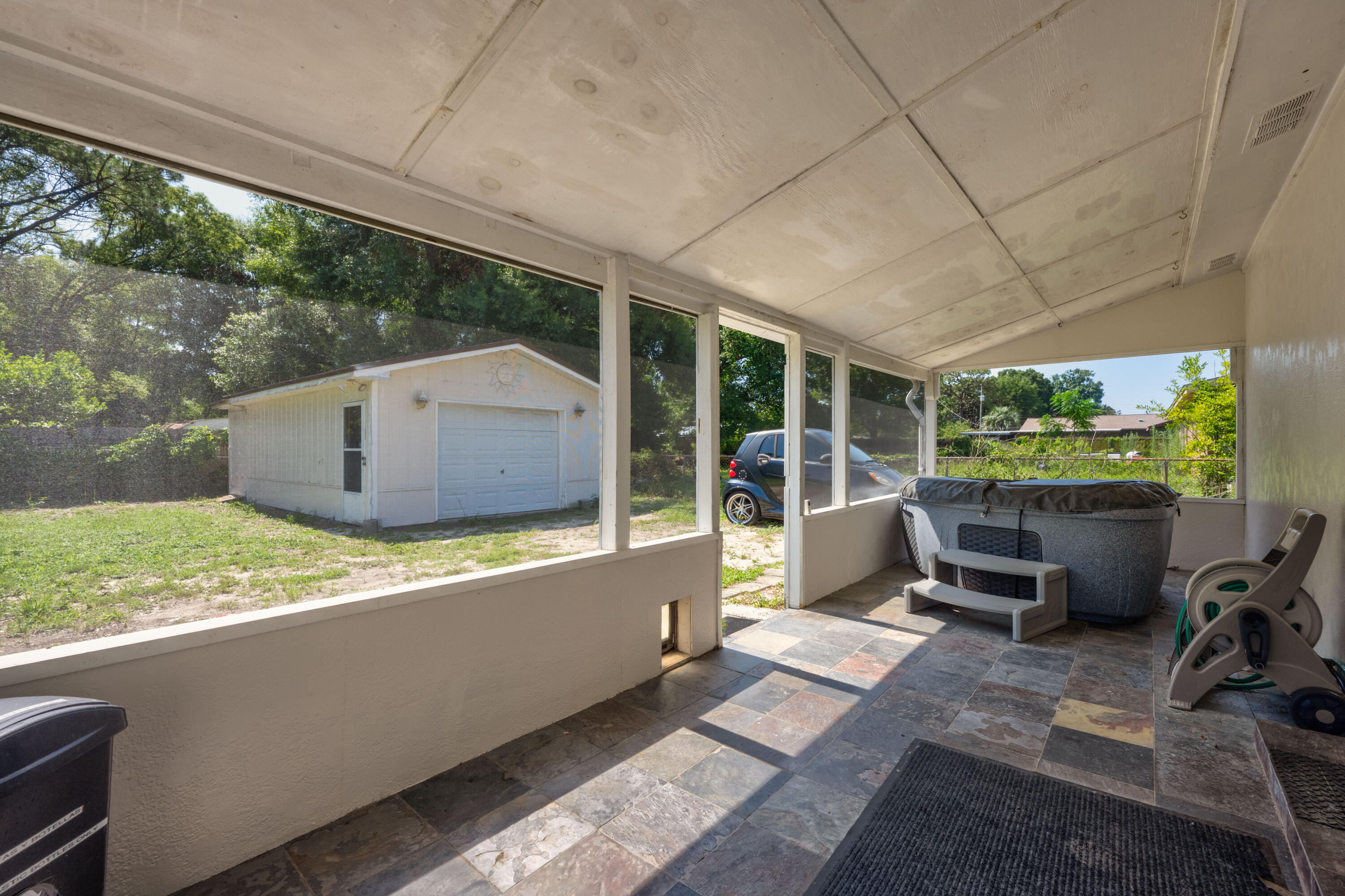 OAKLAND RESUB - Residential