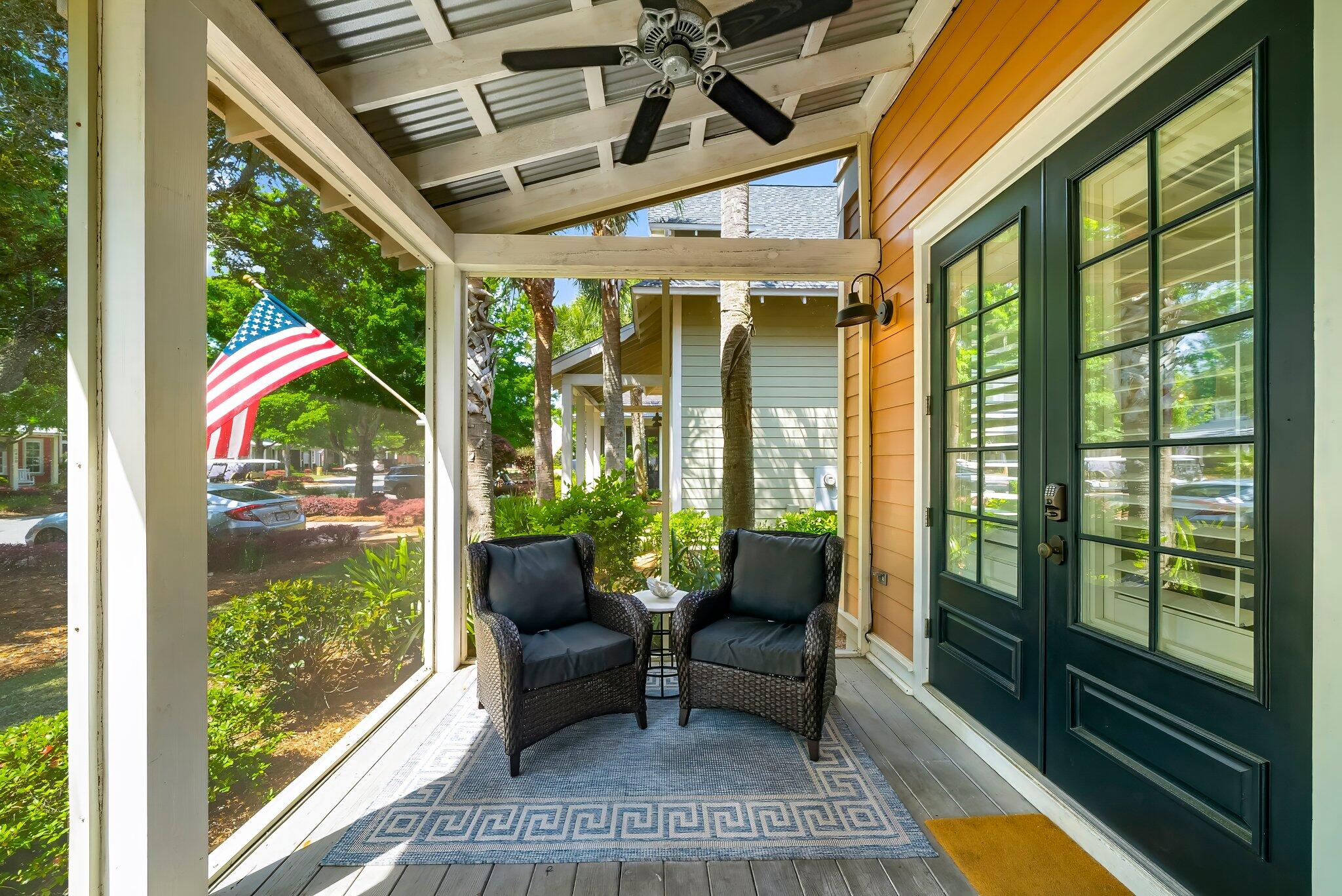 BUNGALOS AT SANDESTIN - Residential