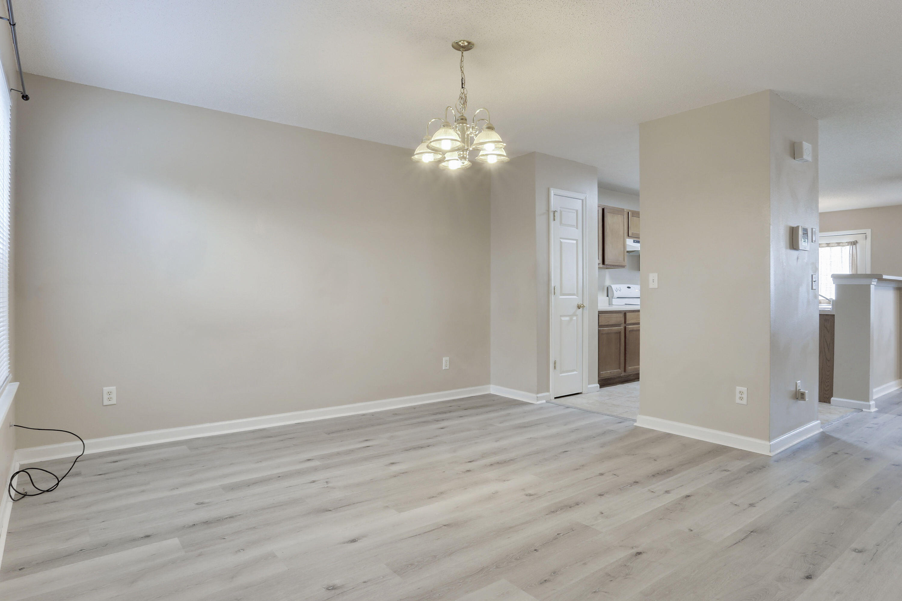 STILLWELL ESTATES - Residential Lease