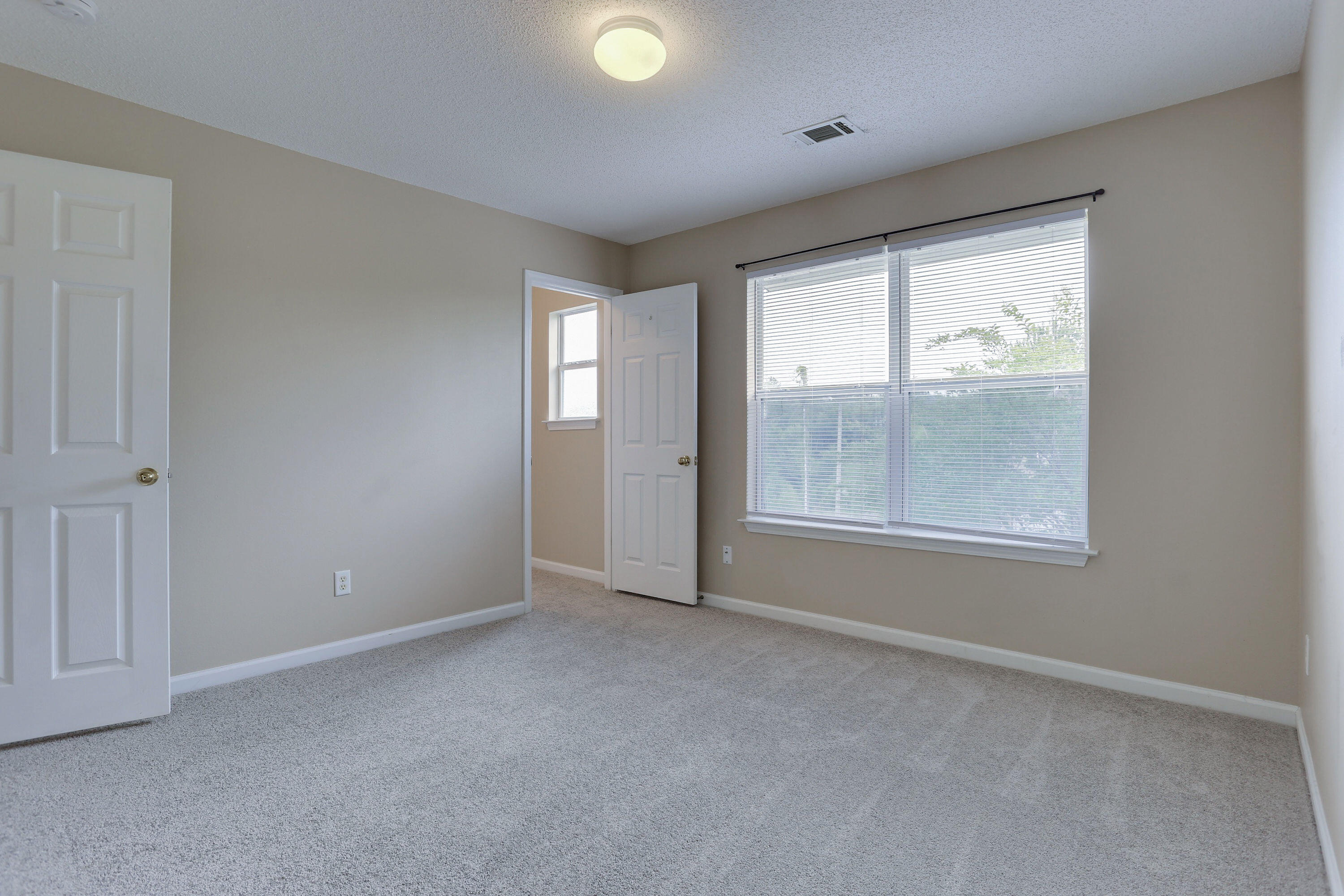 STILLWELL ESTATES - Residential Lease