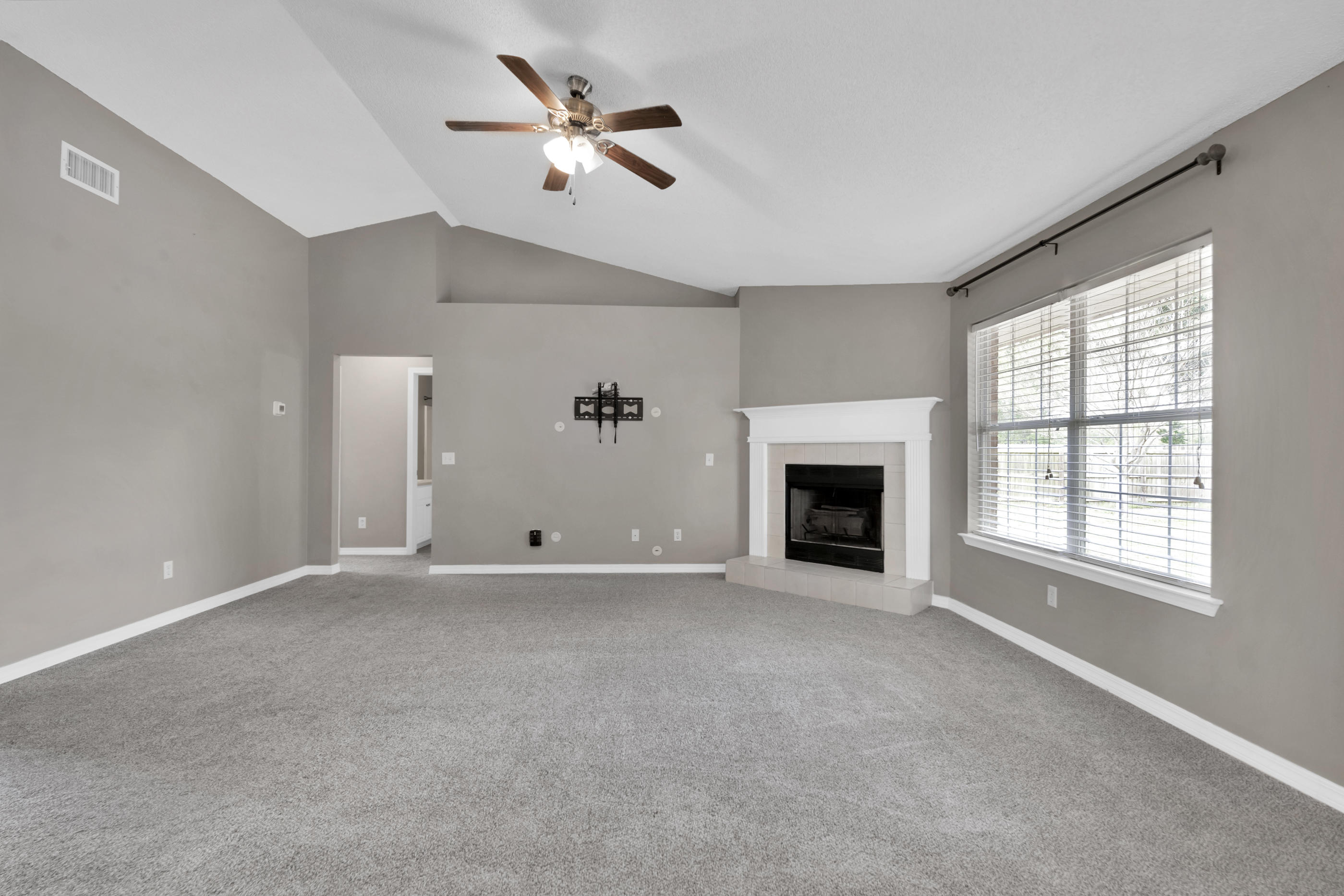 HOLLEY BY THE SEA - Residential