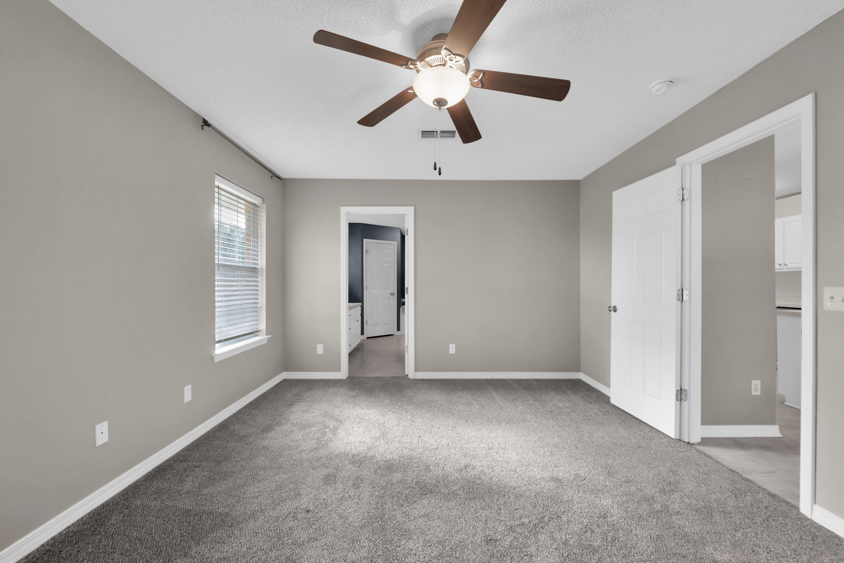 HOLLEY BY THE SEA - Residential