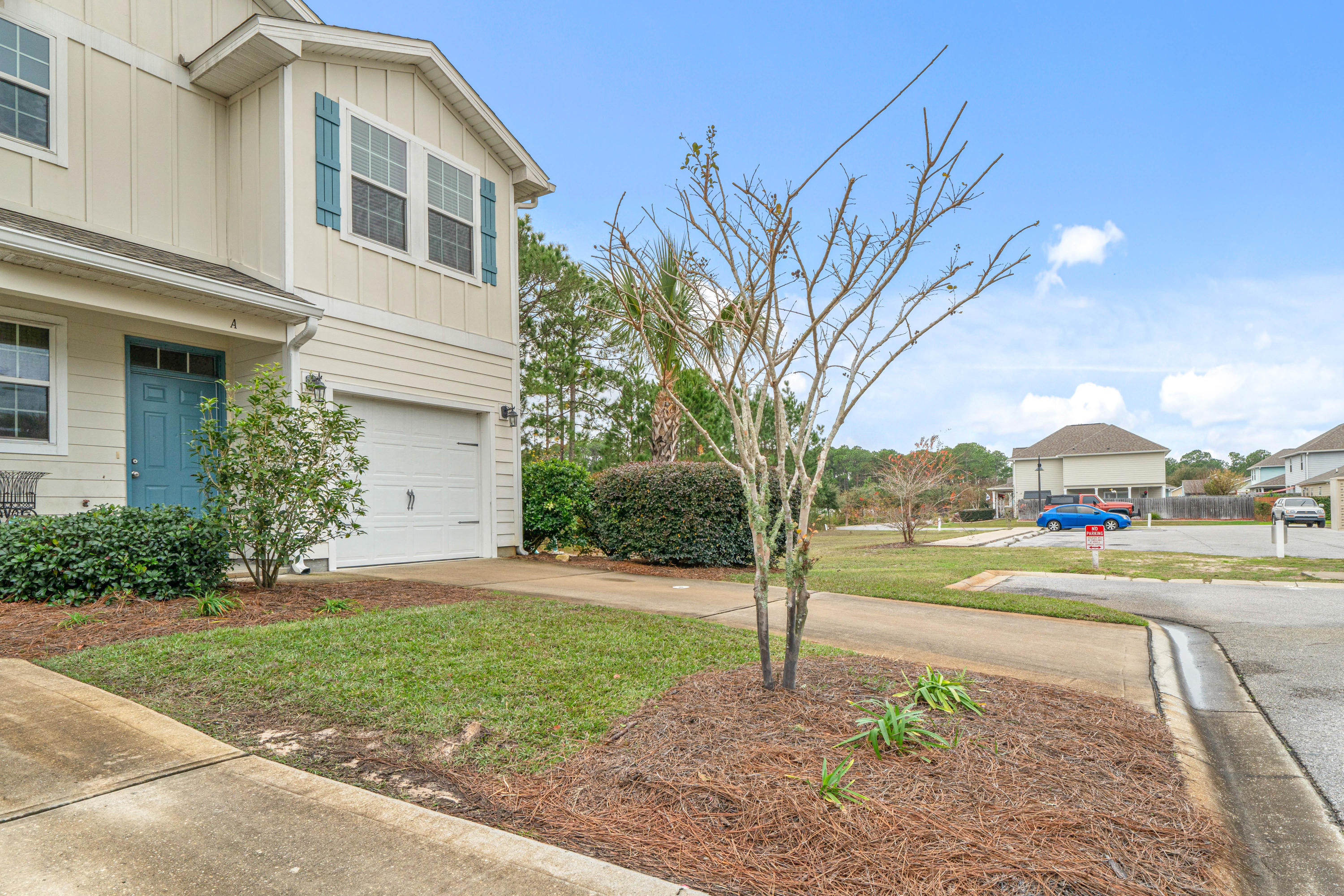 WATER OAKS T/H - Residential