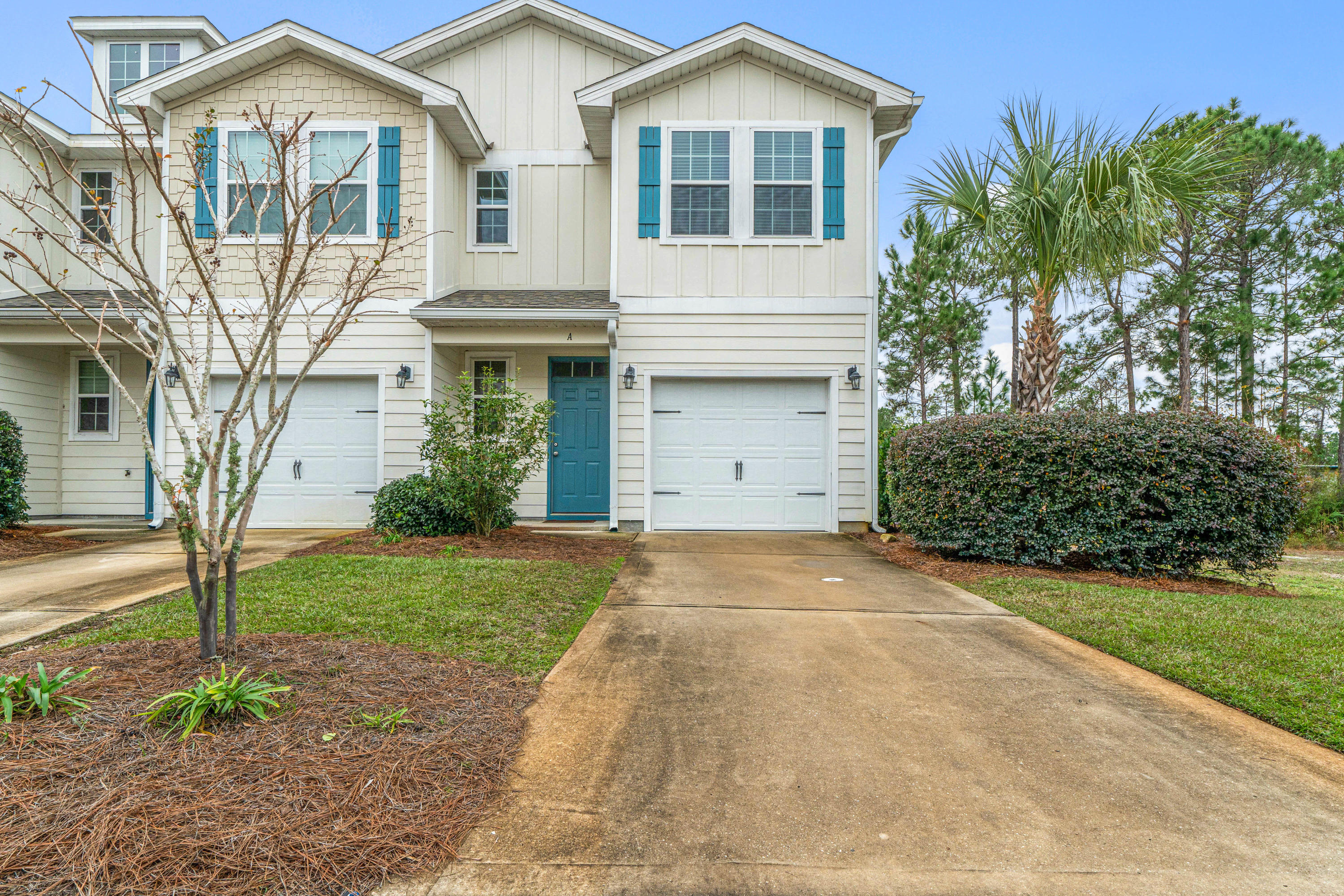 WATER OAKS T/H - Residential