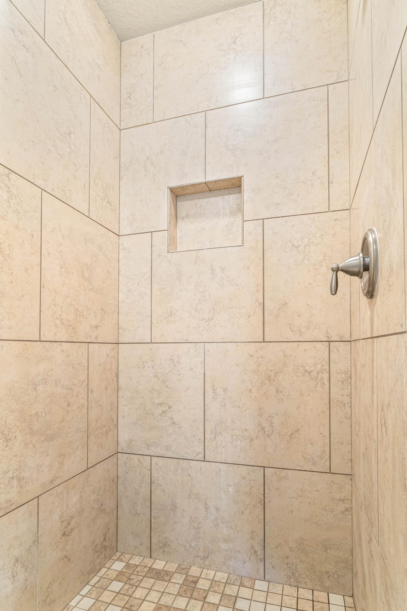 WATER OAKS T/H - Residential