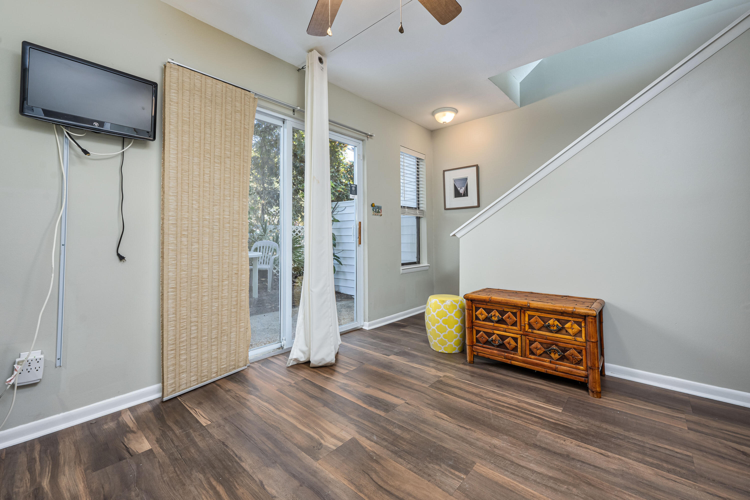 SEAHAUNTS - Residential