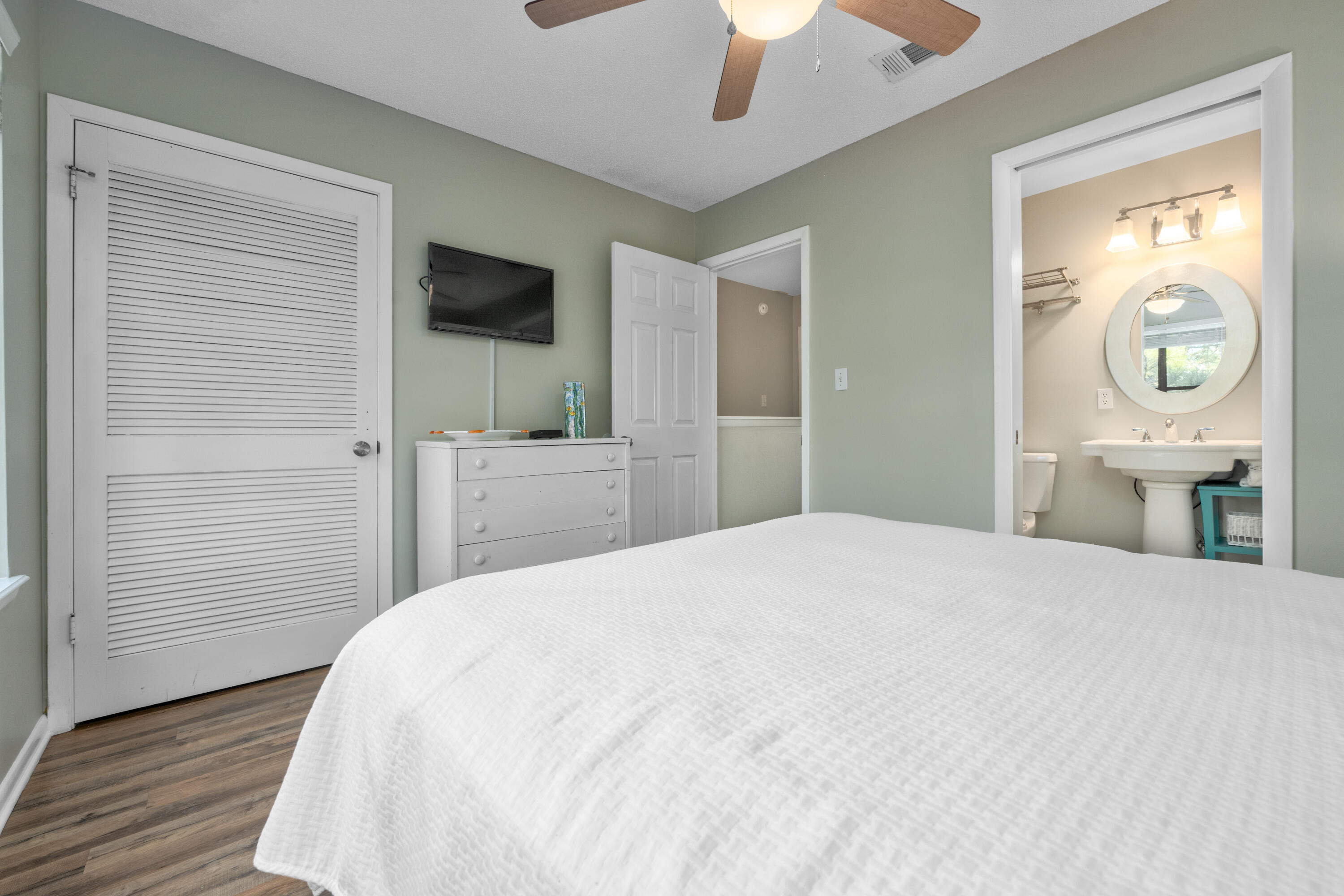 SEAHAUNTS - Residential