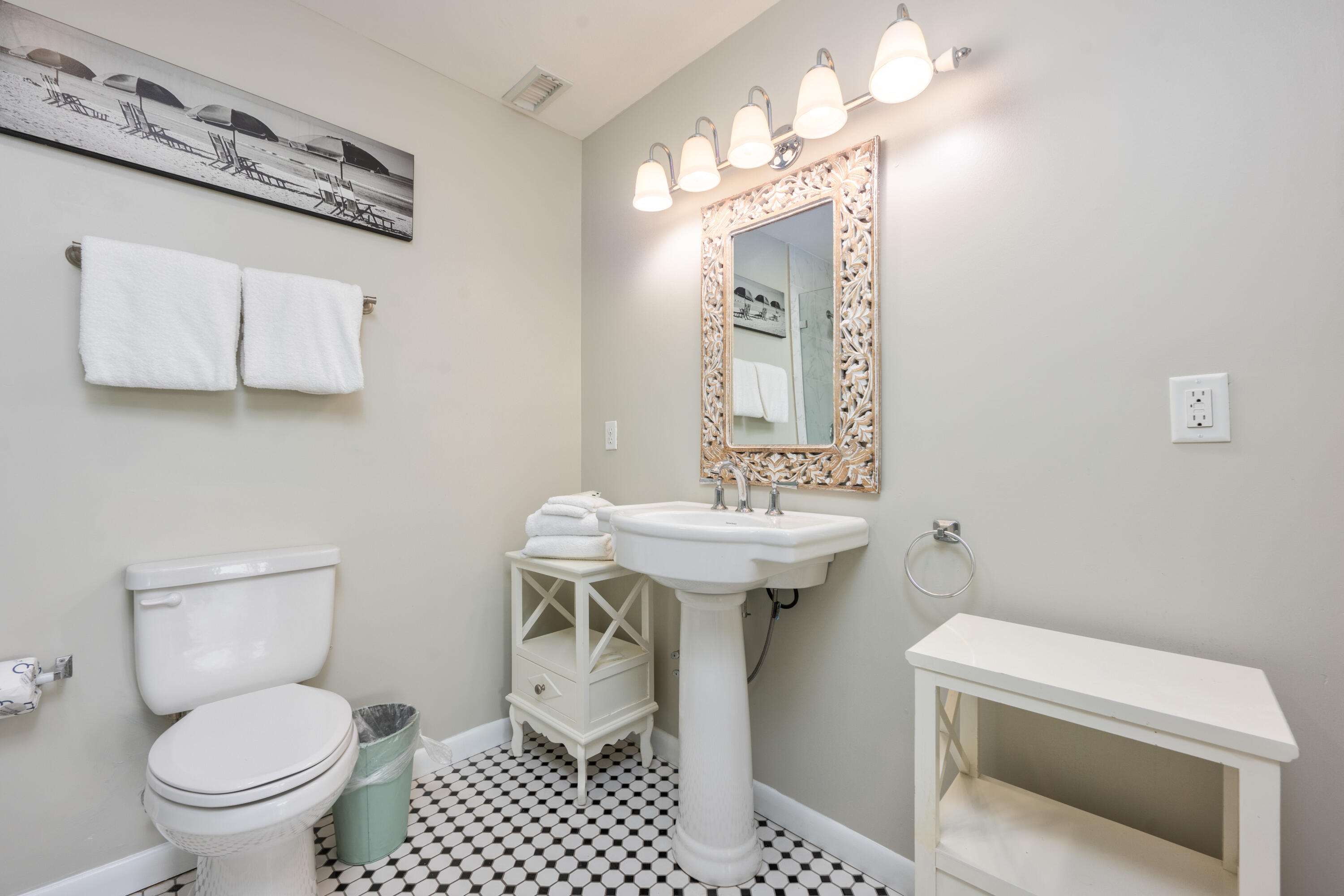 SEAHAUNTS - Residential