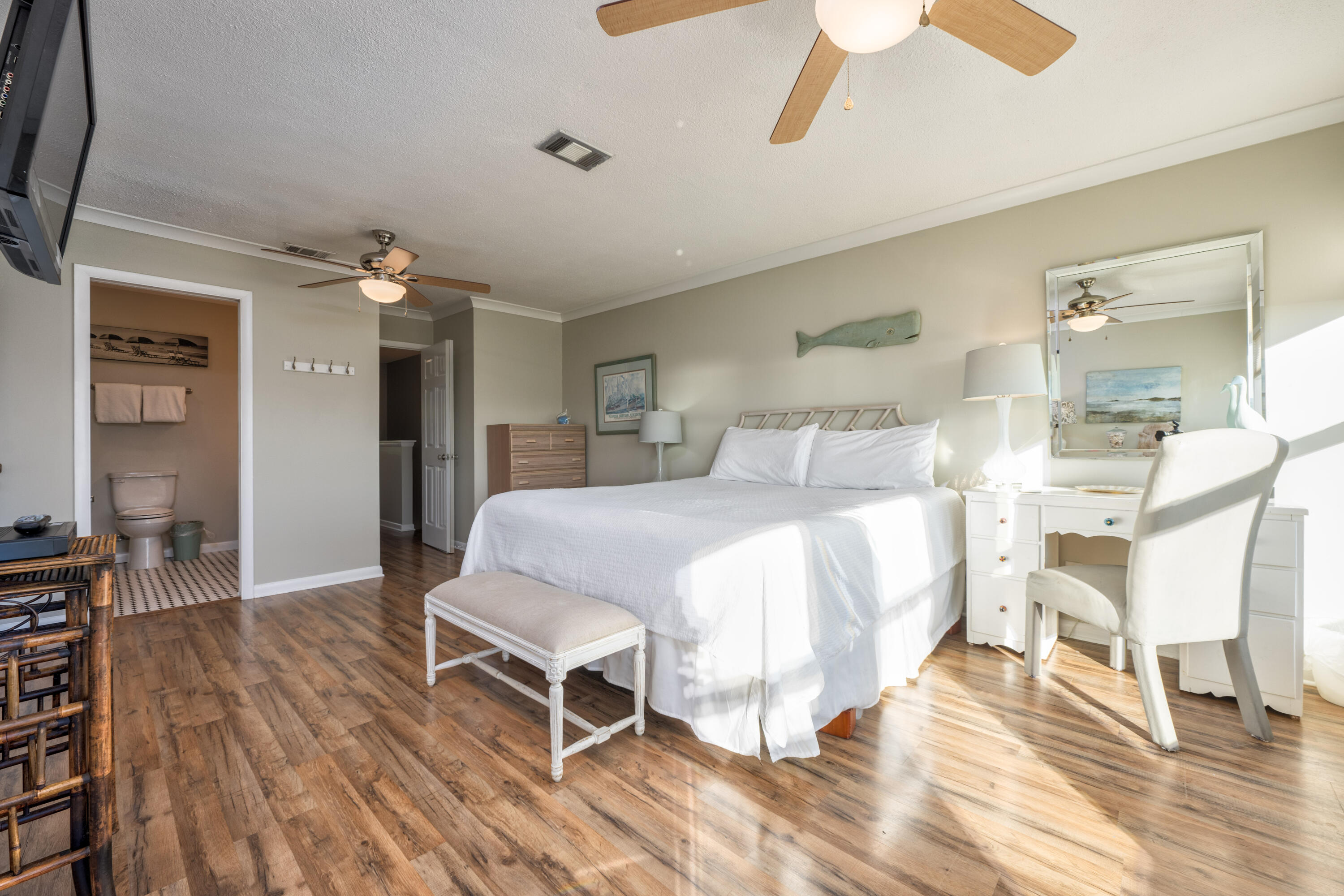 SEAHAUNTS - Residential