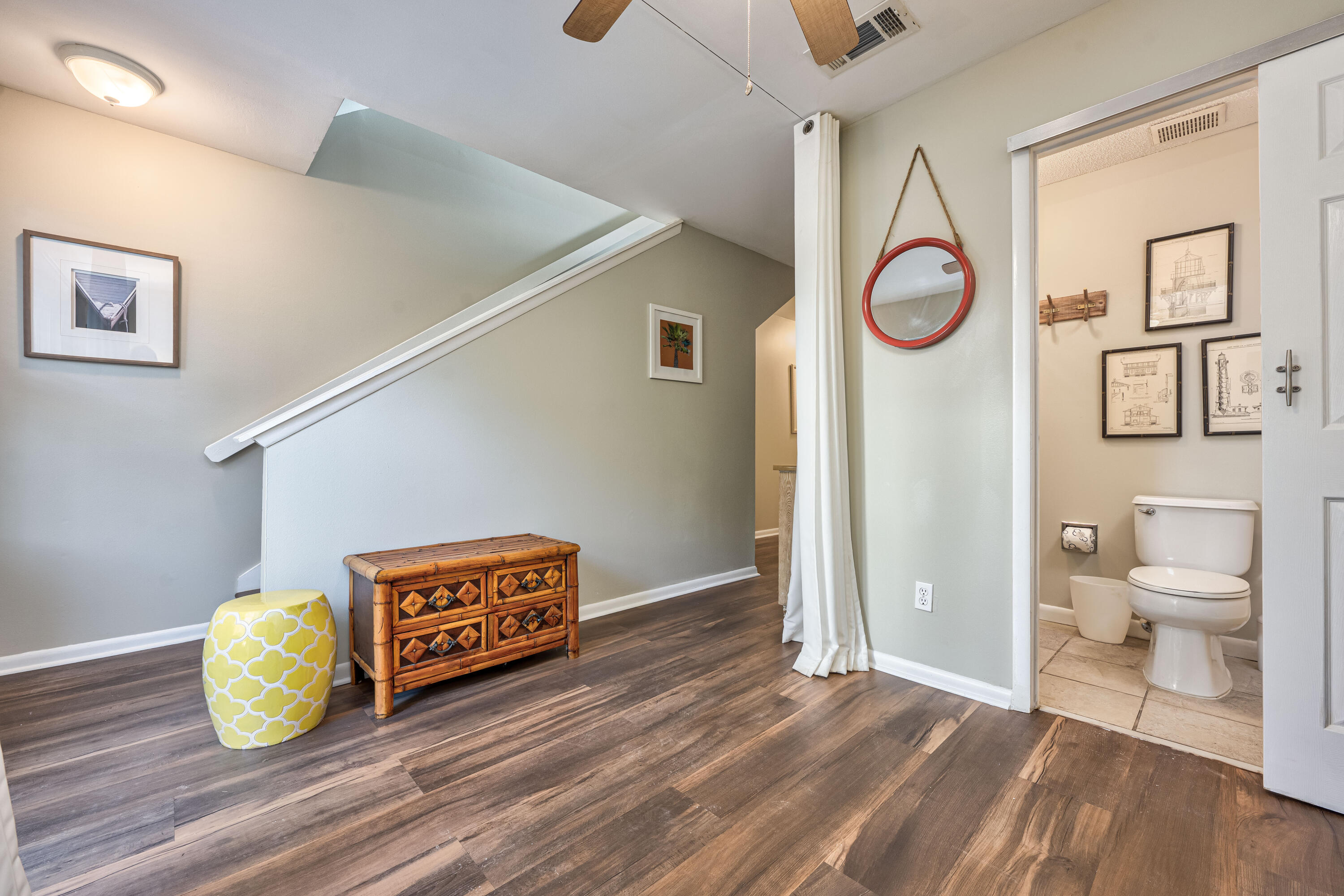 SEAHAUNTS - Residential