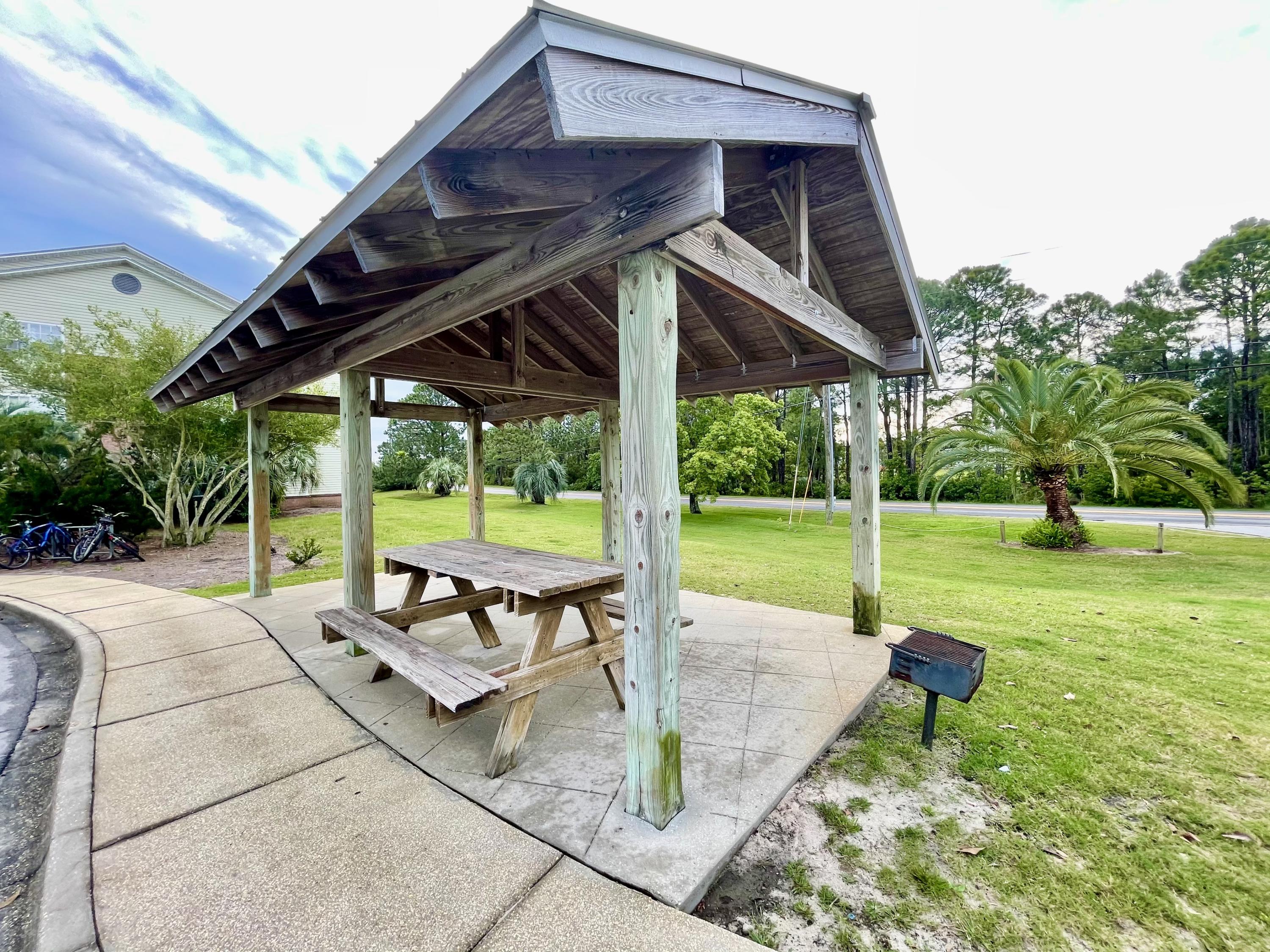 INDIAN LAKE - Residential