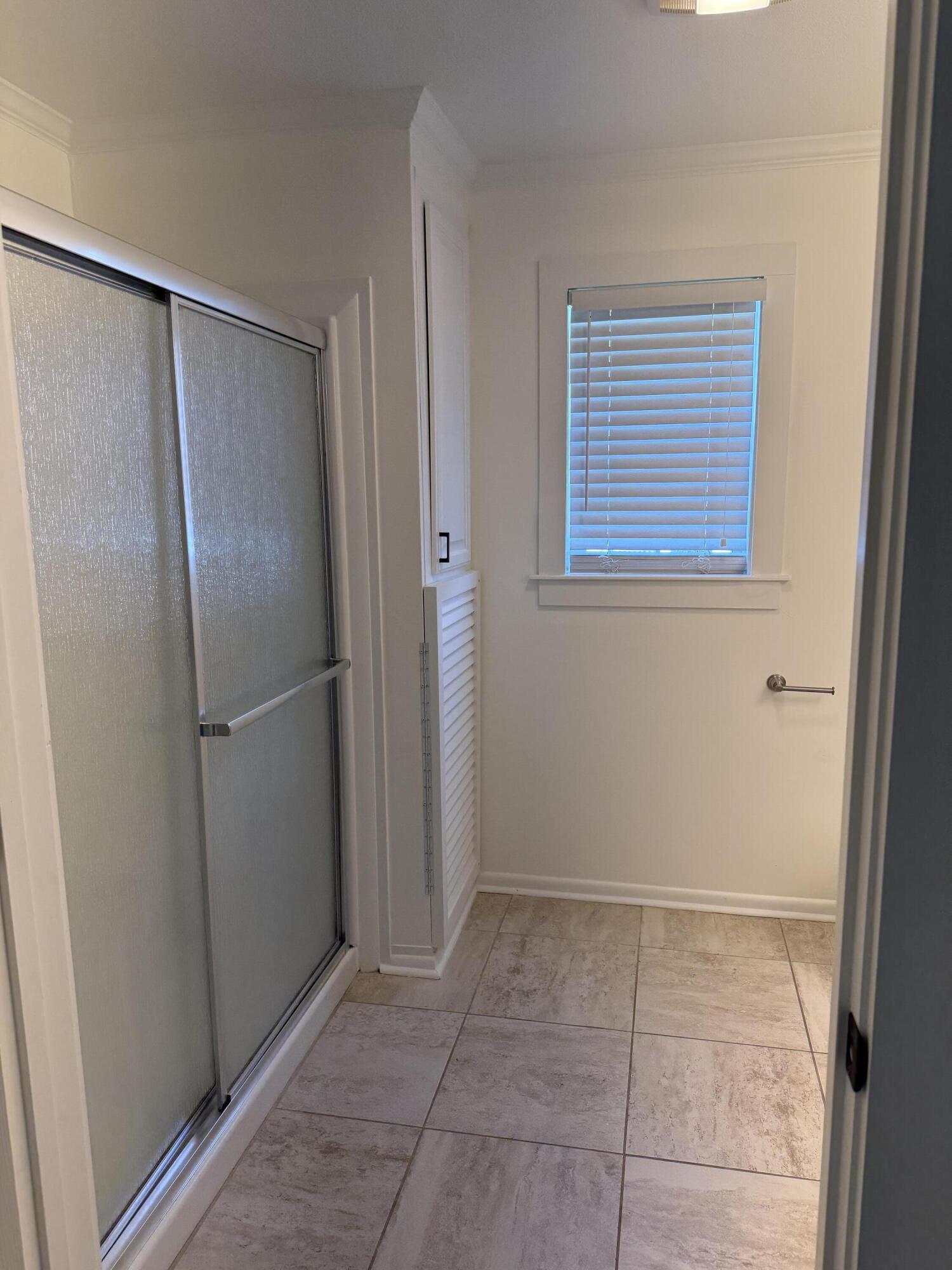 BAY GROVE - Residential Lease
