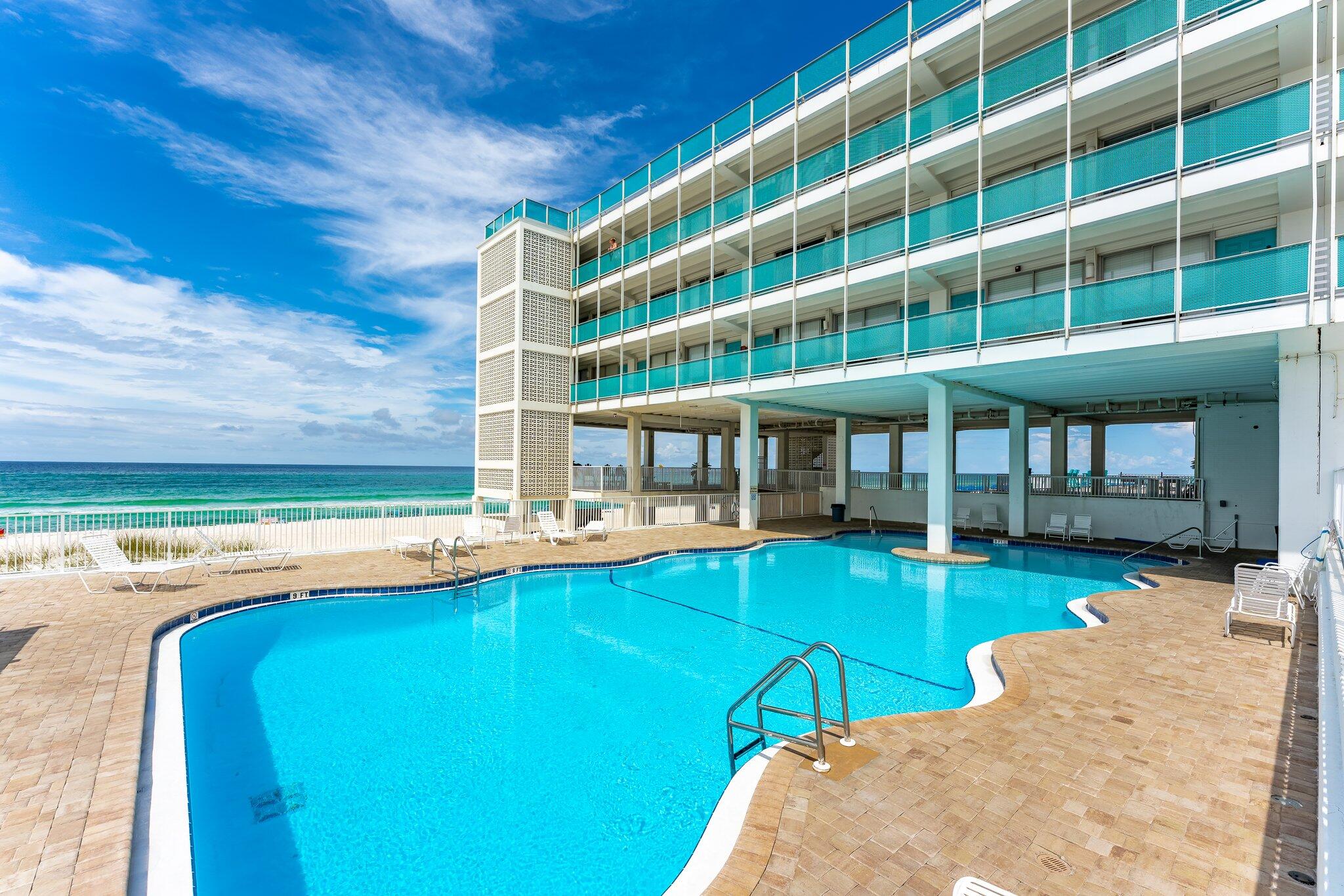 Fontainebleu Terrace - Residential