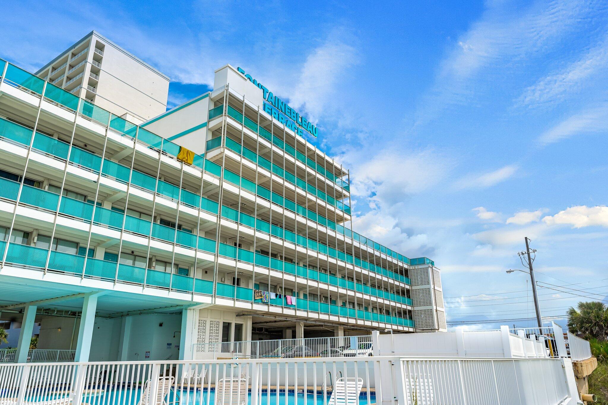 Fontainebleu Terrace - Residential