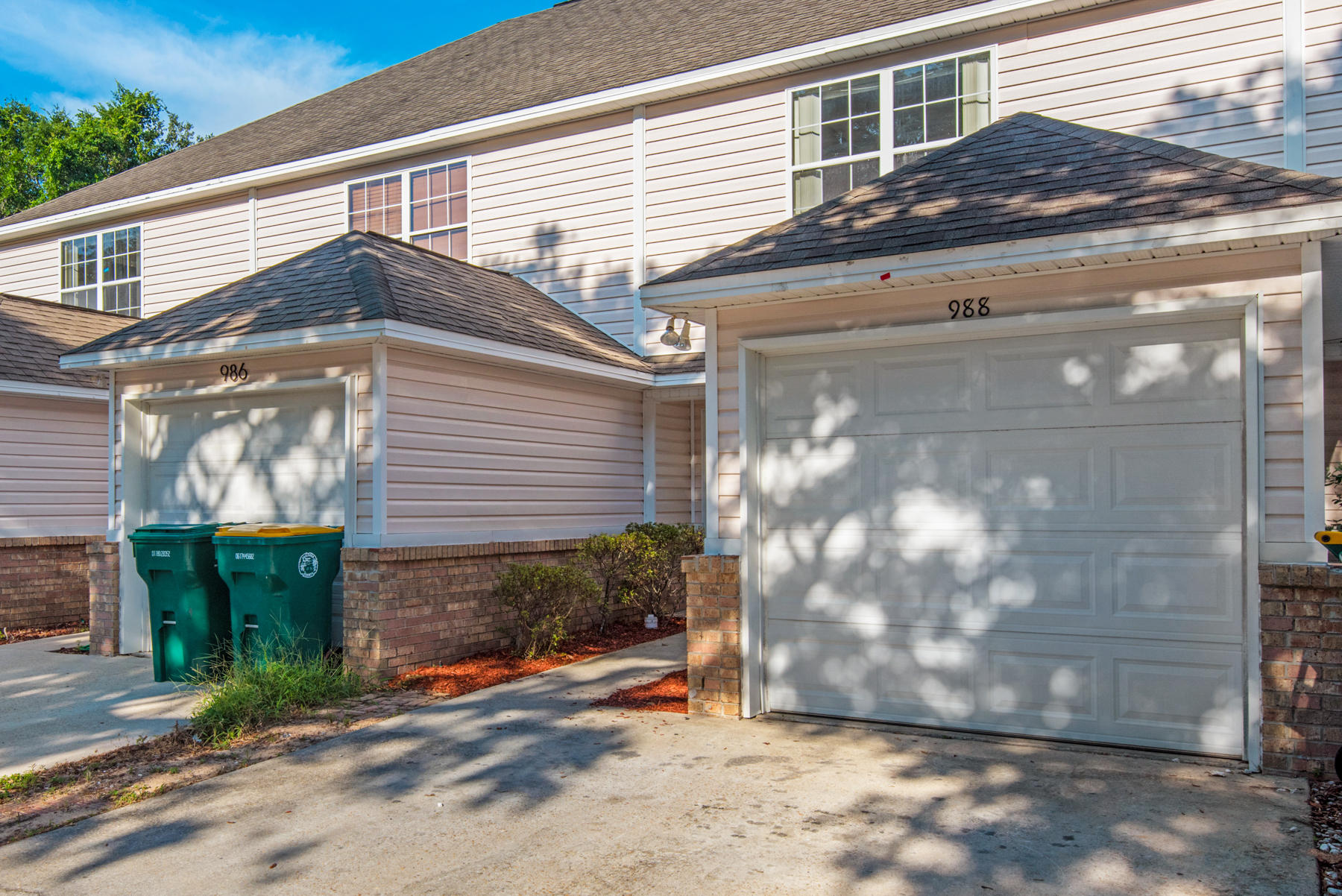 OAK PARK TOWNHOMES - Residential