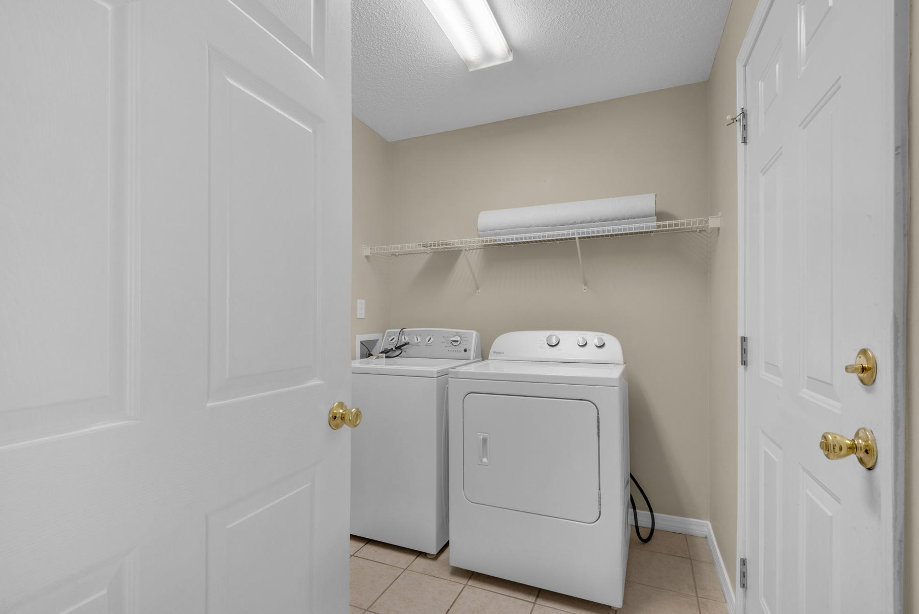 OAK PARK TOWNHOMES - Residential